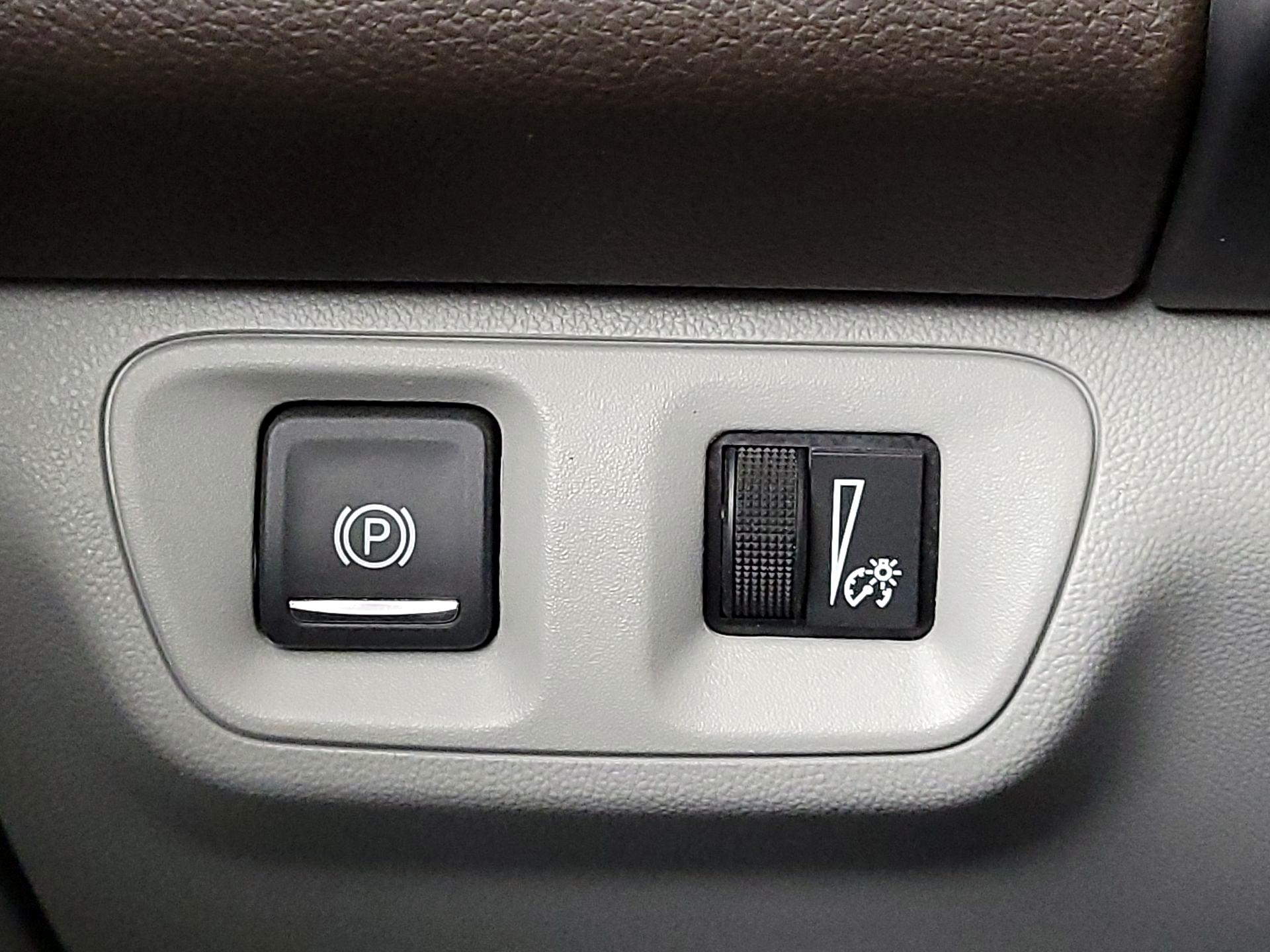 Thumbnail: 2023 GMC Acadia - 13