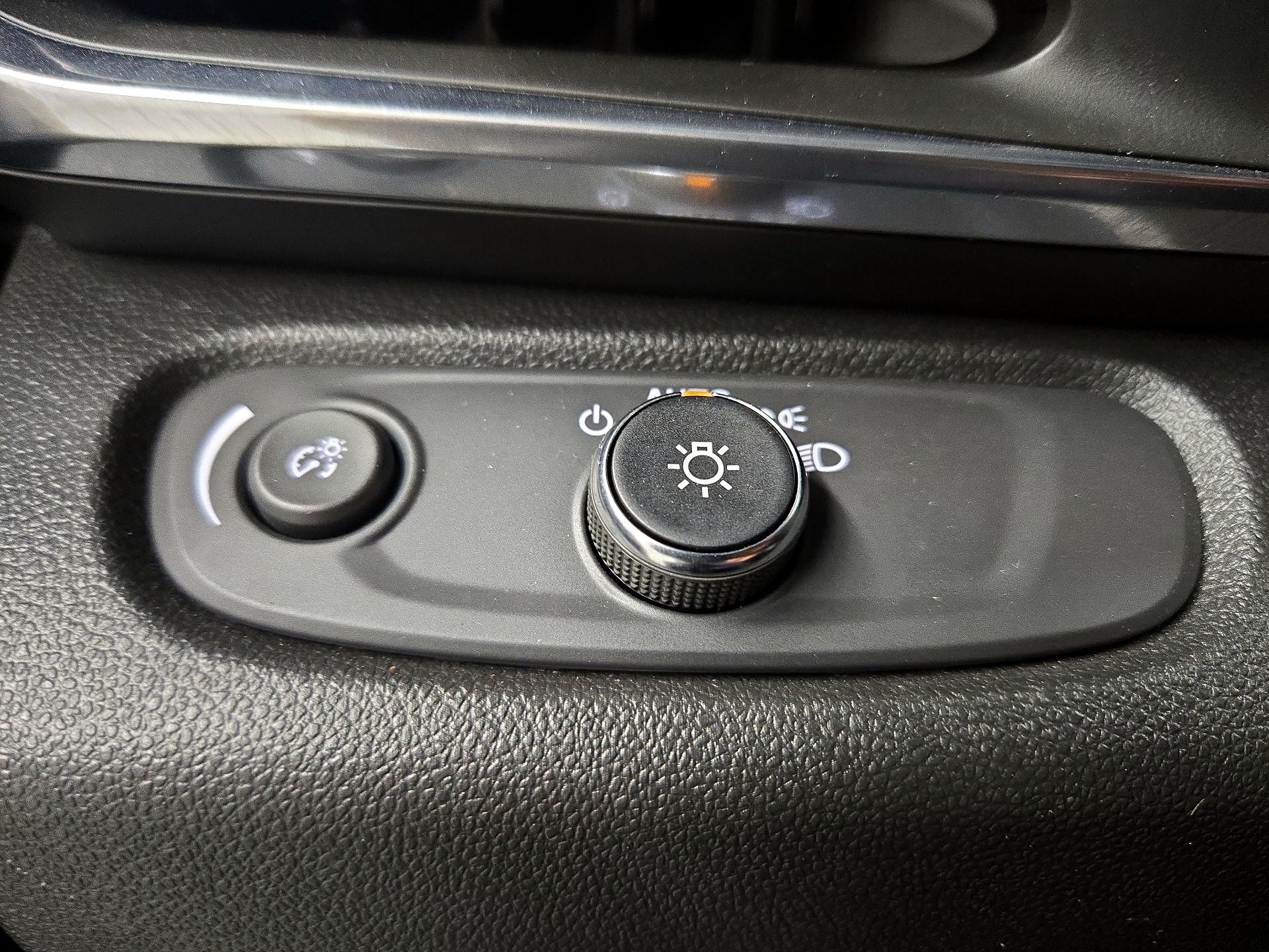 Thumbnail: 2024 Buick Envista - 13