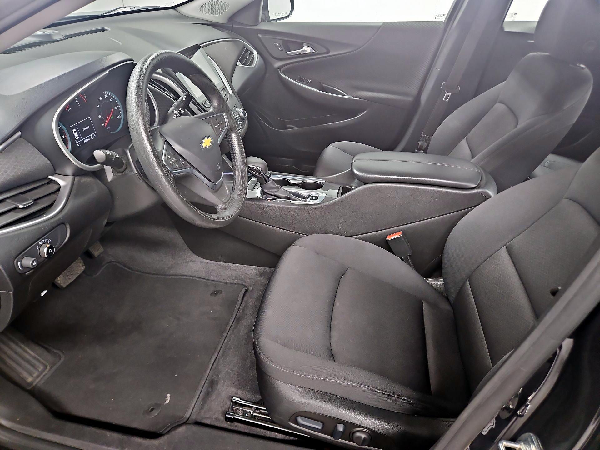 Thumbnail: 2023 Chevrolet Malibu - 11