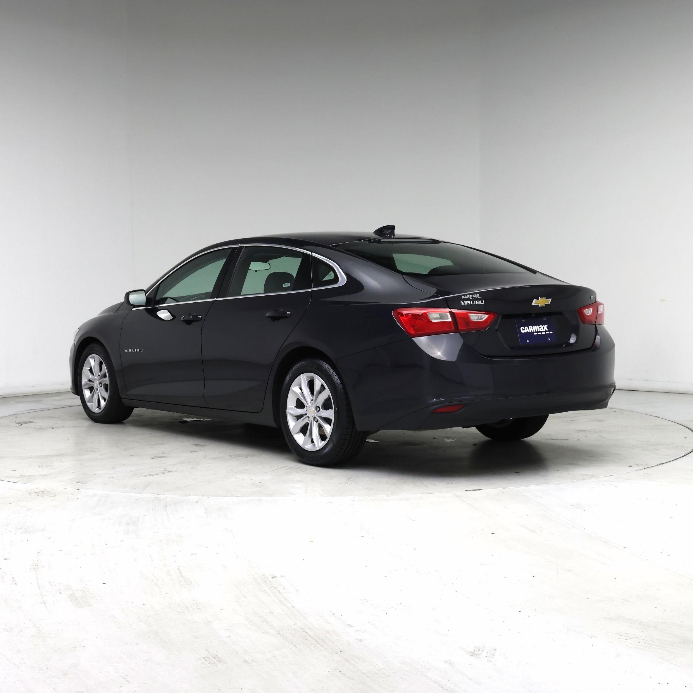 Thumbnail: 2023 Chevrolet Malibu - 2
