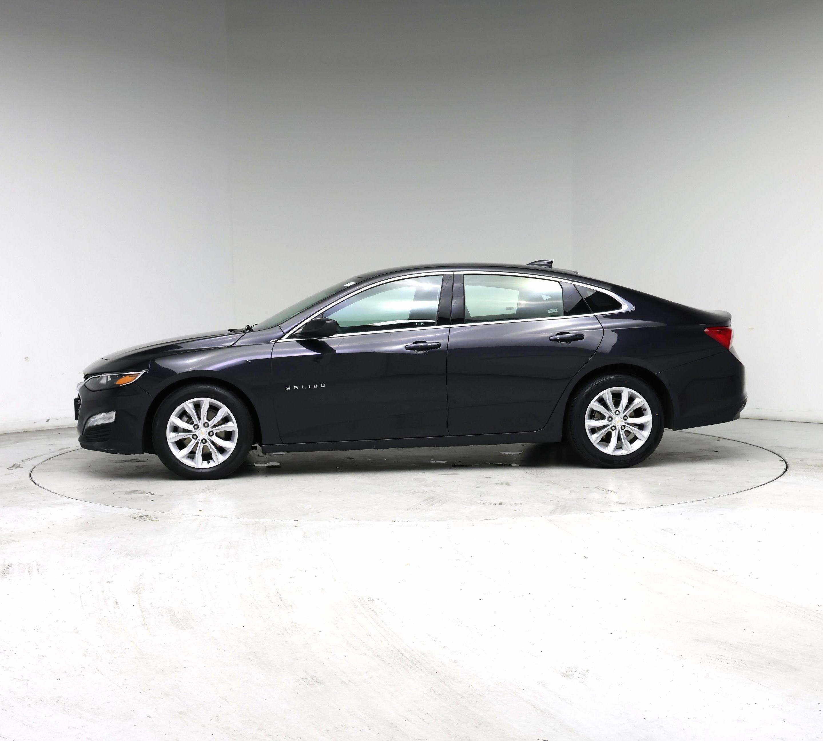 Thumbnail: 2023 Chevrolet Malibu - 3