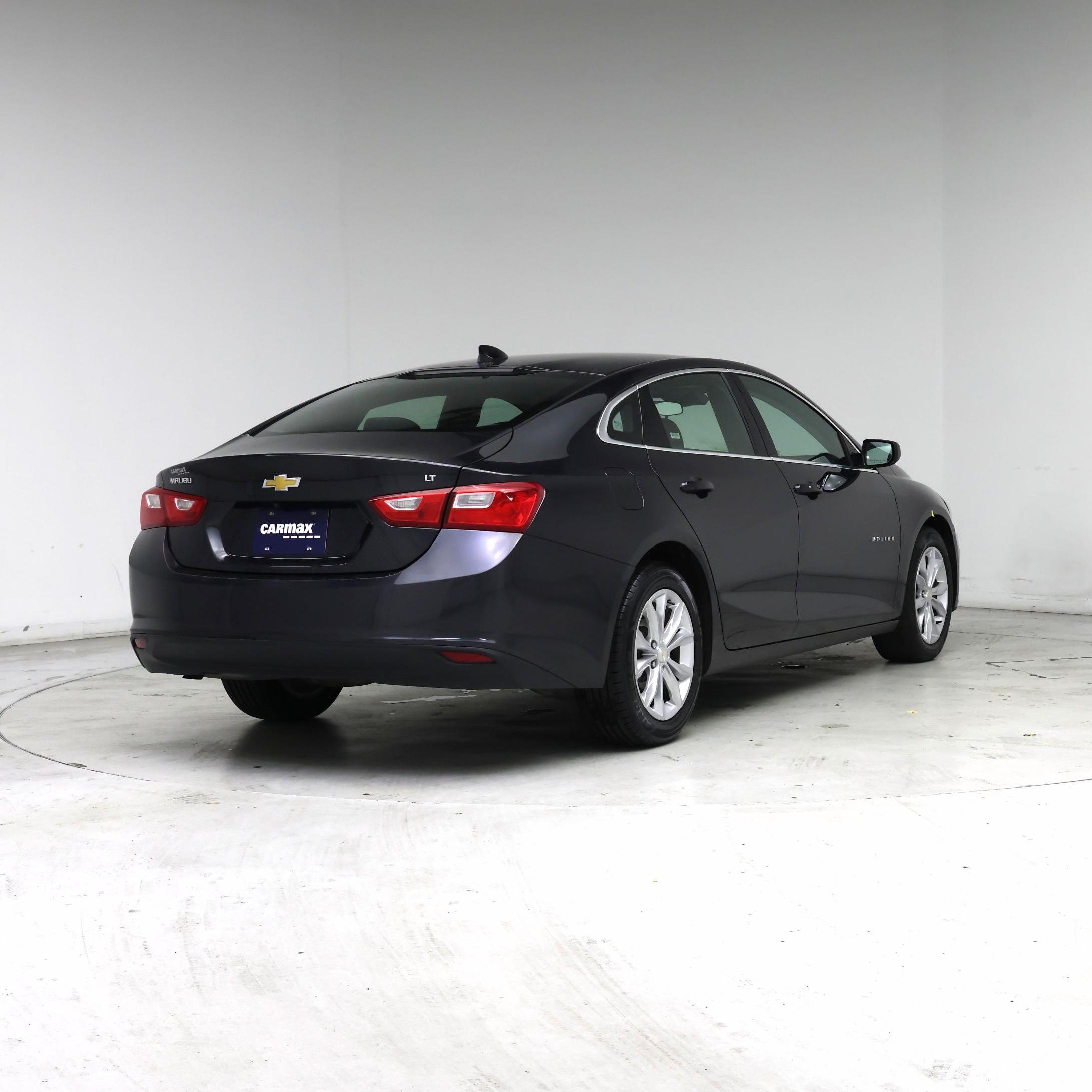 Thumbnail: 2023 Chevrolet Malibu - 8