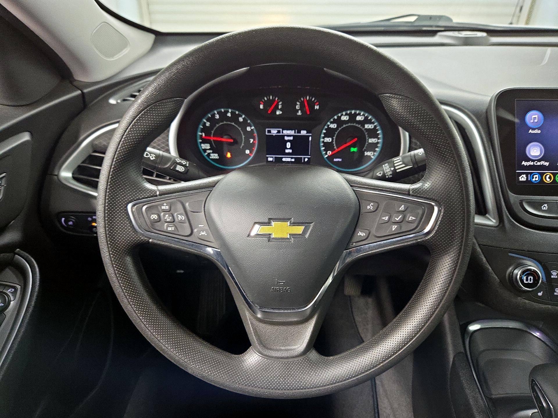 Thumbnail: 2023 Chevrolet Malibu - 10