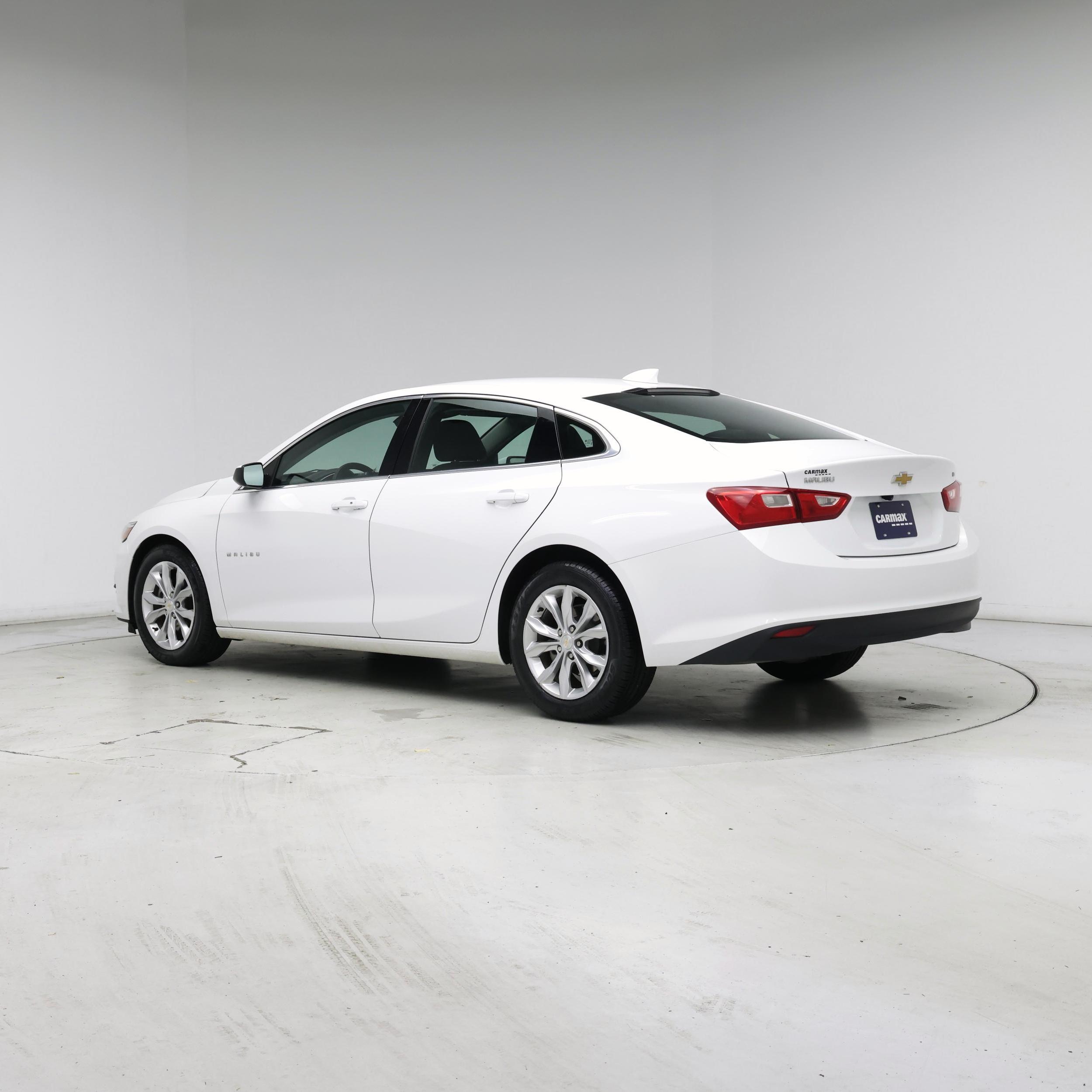 Thumbnail: 2023 Chevrolet Malibu - 2