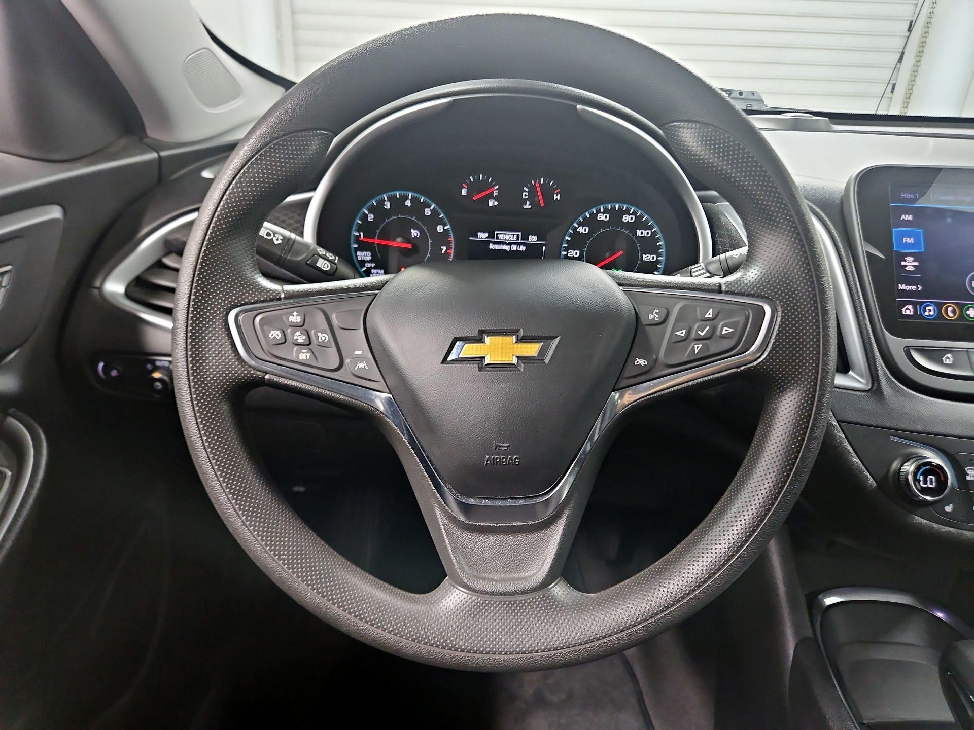 Thumbnail: 2023 Chevrolet Malibu - 10