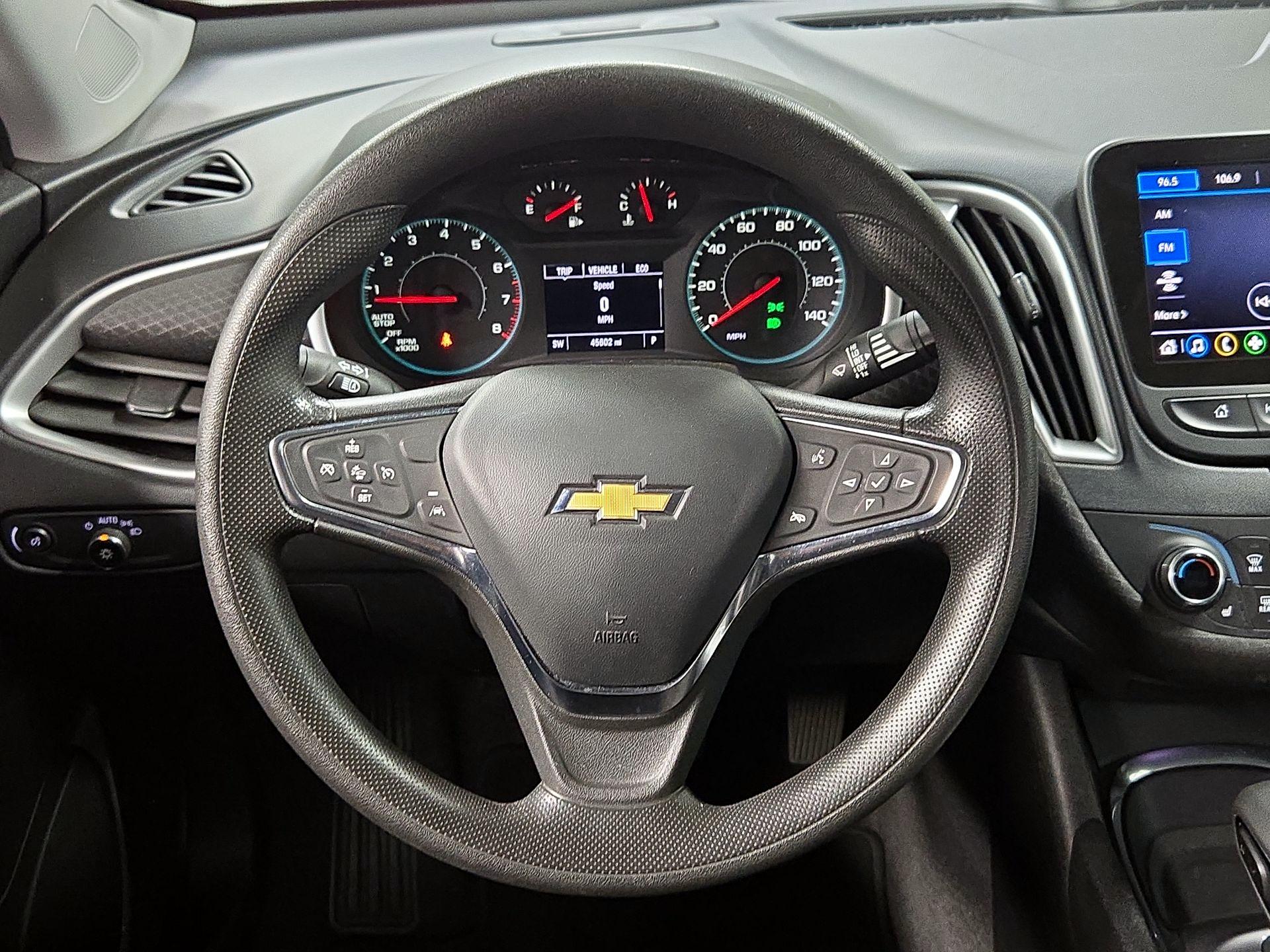 Thumbnail: 2023 Chevrolet Malibu - 10