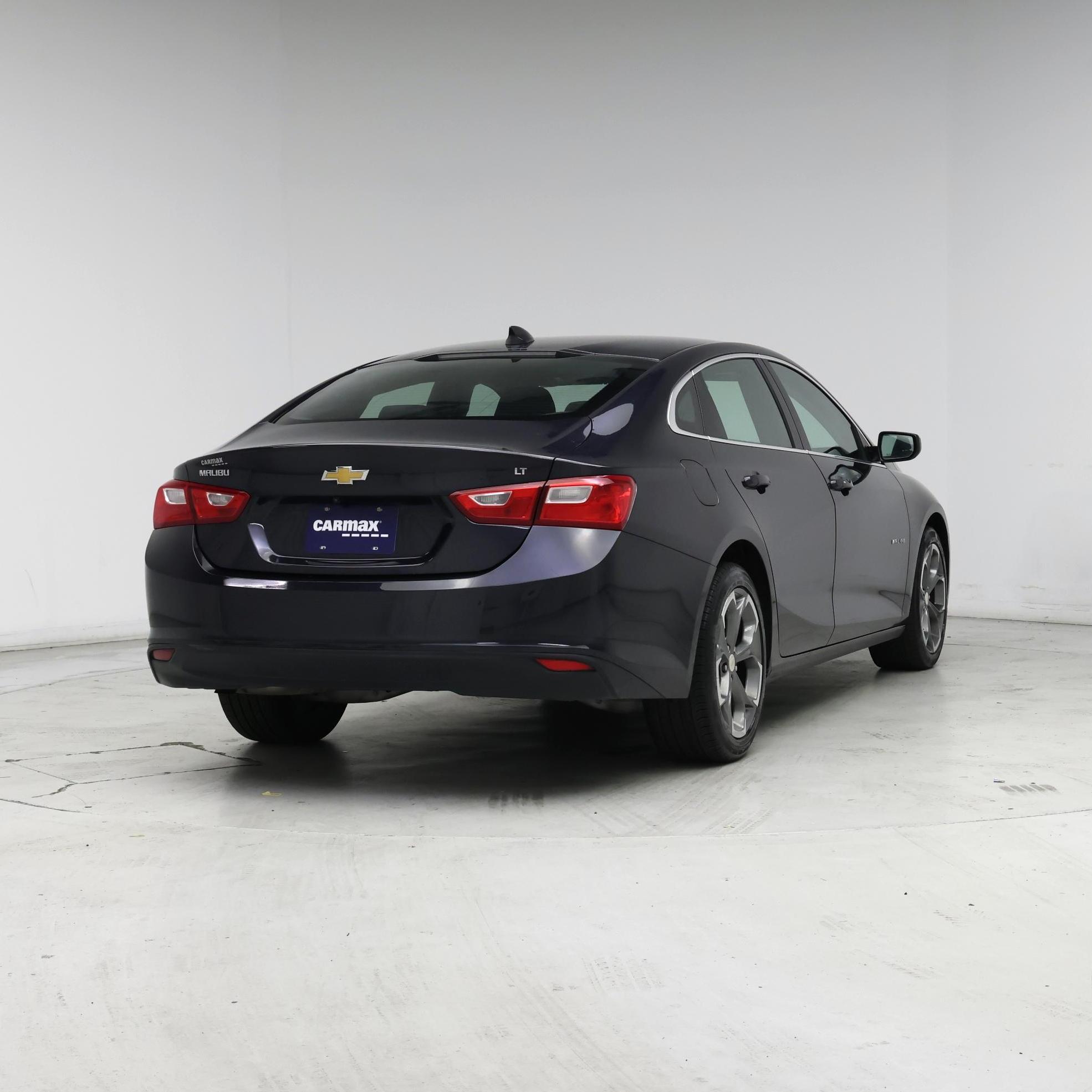 Thumbnail: 2023 Chevrolet Malibu - 8
