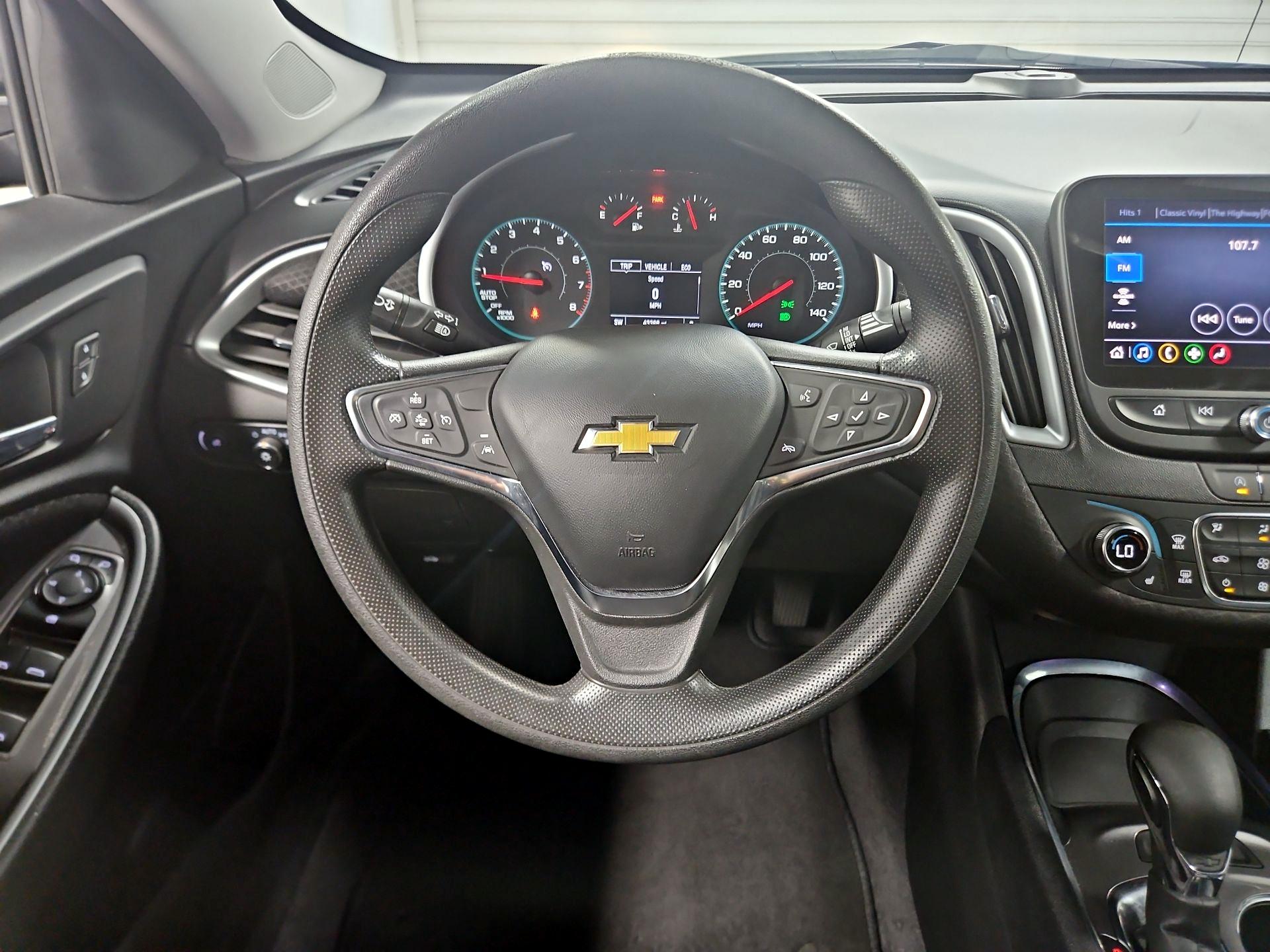 Thumbnail: 2023 Chevrolet Malibu - 10