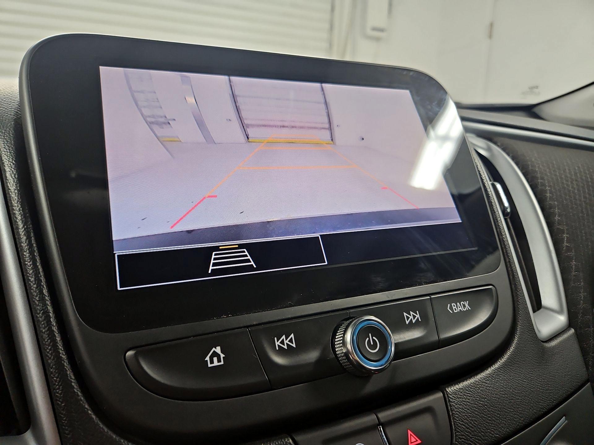 Thumbnail: 2023 Chevrolet Malibu - 14