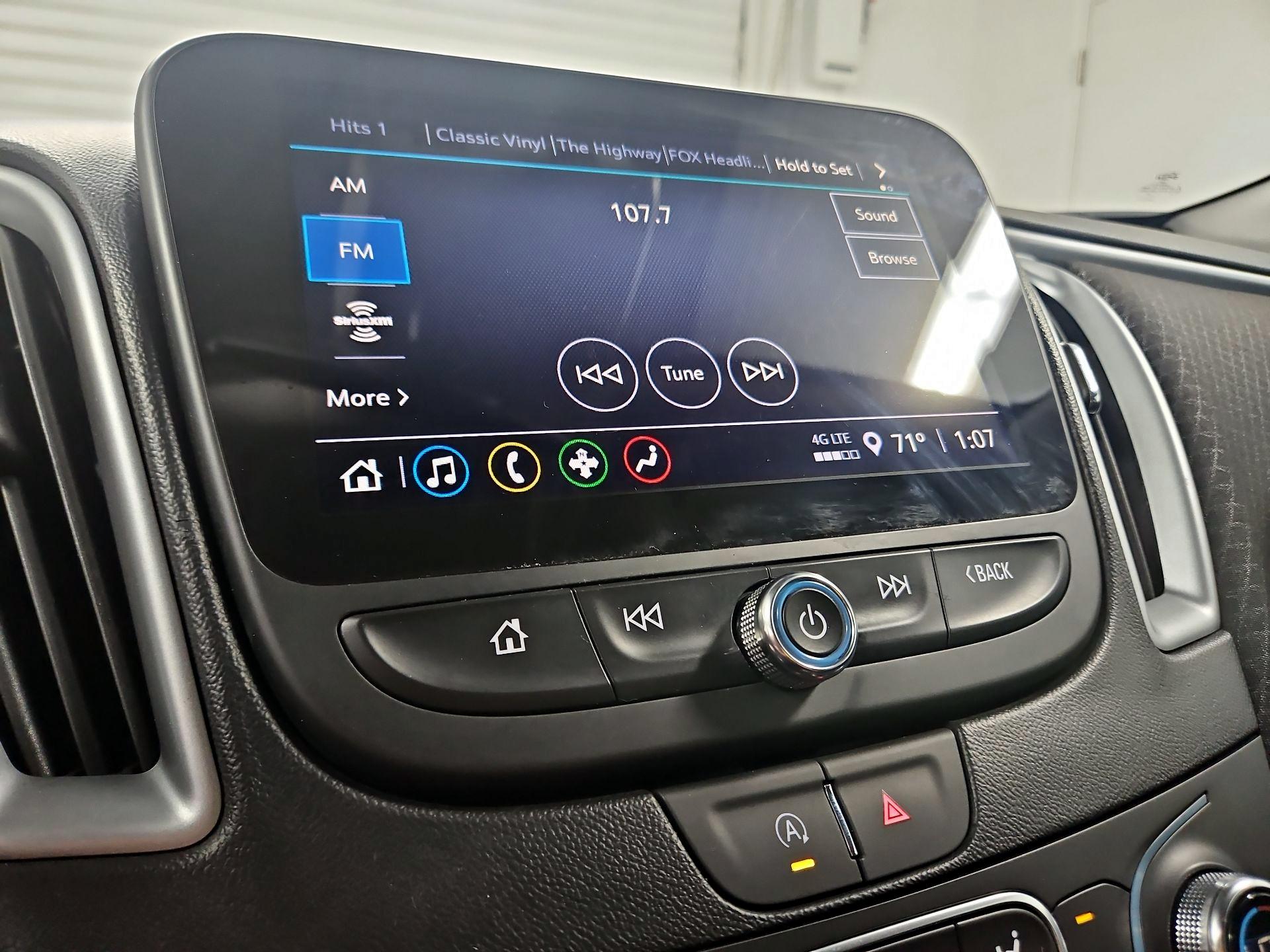 Thumbnail: 2023 Chevrolet Malibu - 15