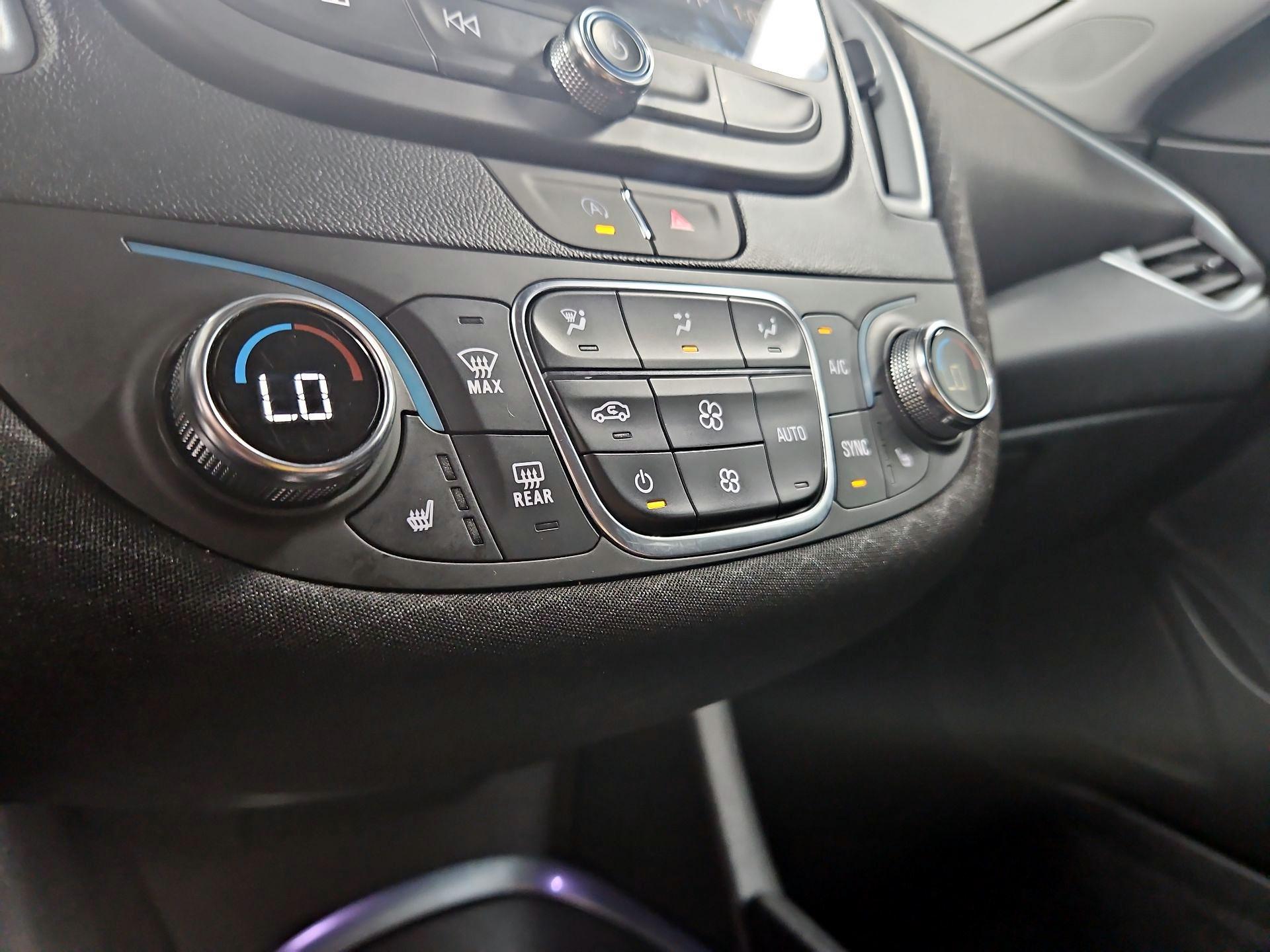 Thumbnail: 2023 Chevrolet Malibu - 16