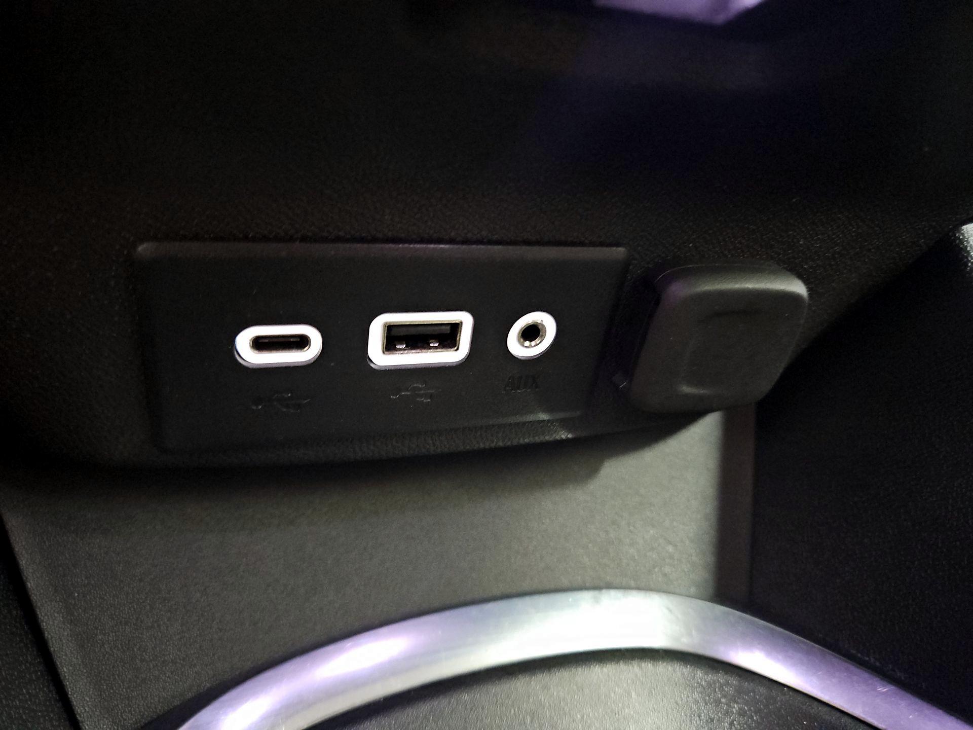 Thumbnail: 2023 Chevrolet Malibu - 18