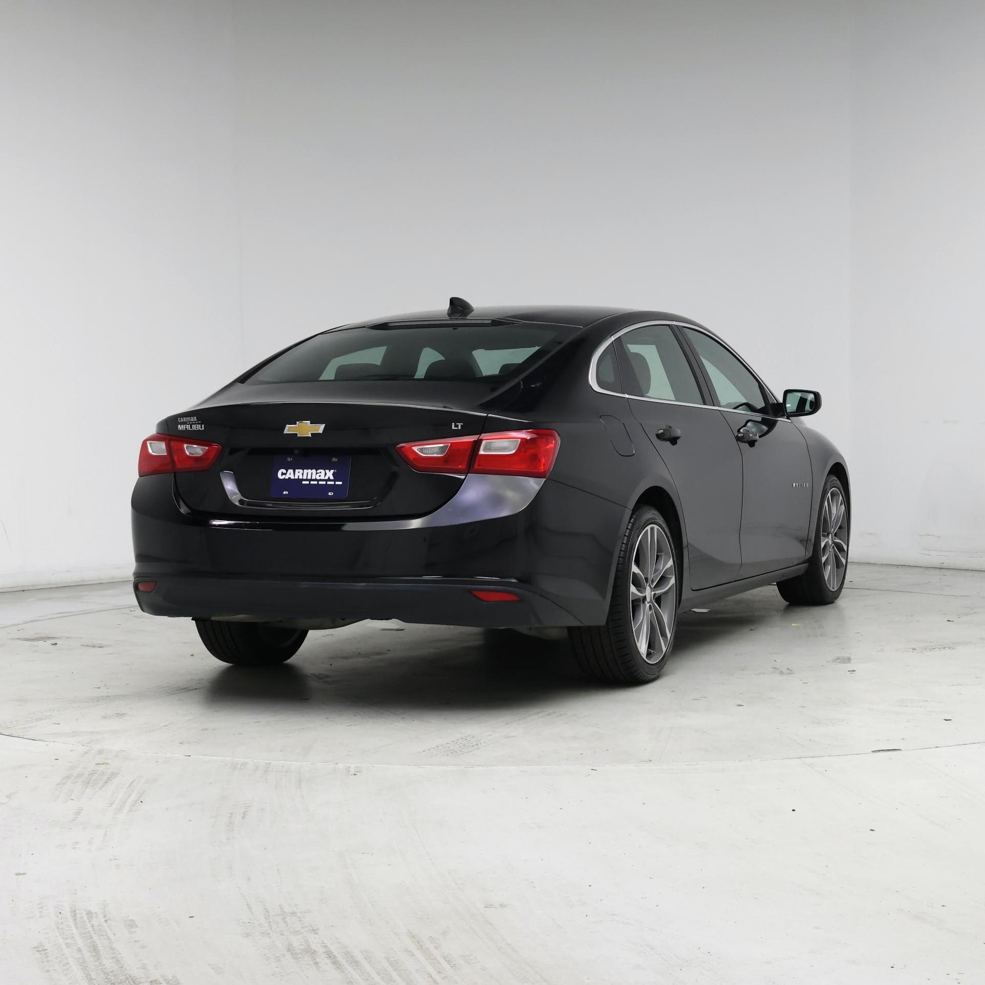 Thumbnail: 2023 Chevrolet Malibu - 8