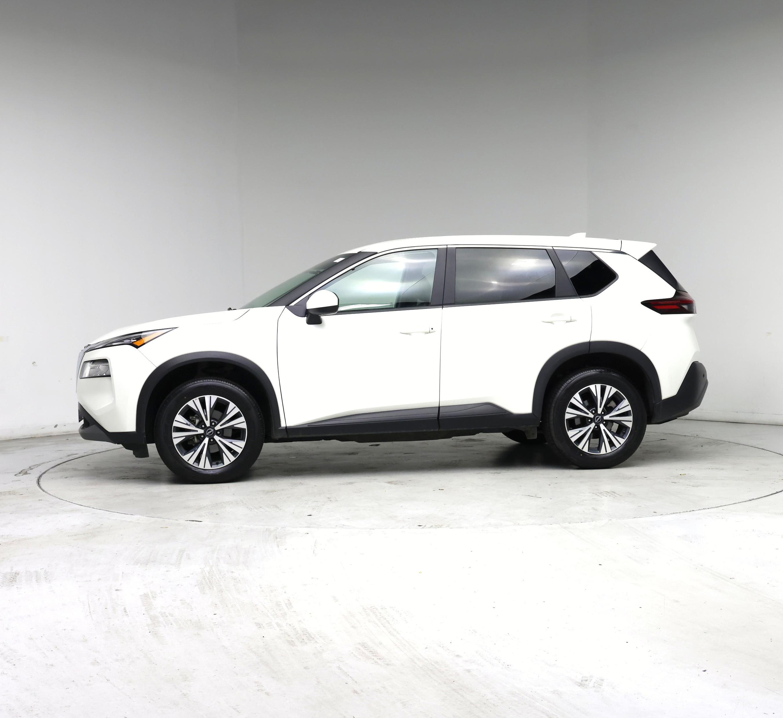 Thumbnail: 2023 Nissan Rogue - 3