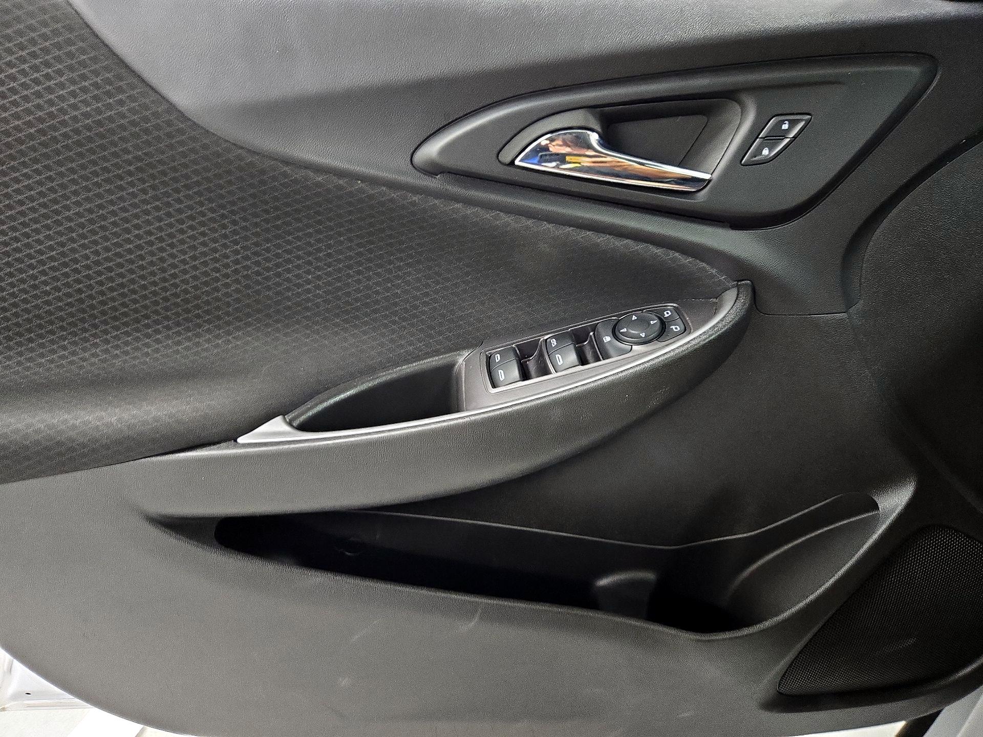 Thumbnail: 2023 Chevrolet Malibu - 12
