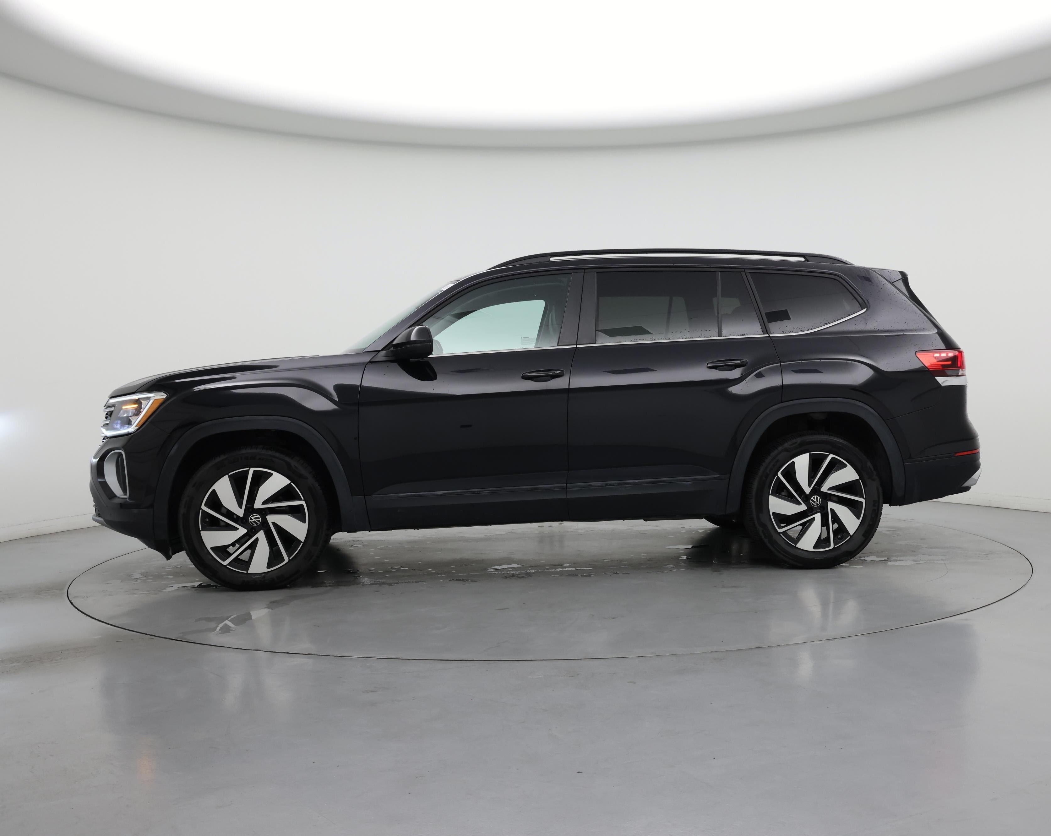 Thumbnail: 2024 Volkswagen Atlas - 3