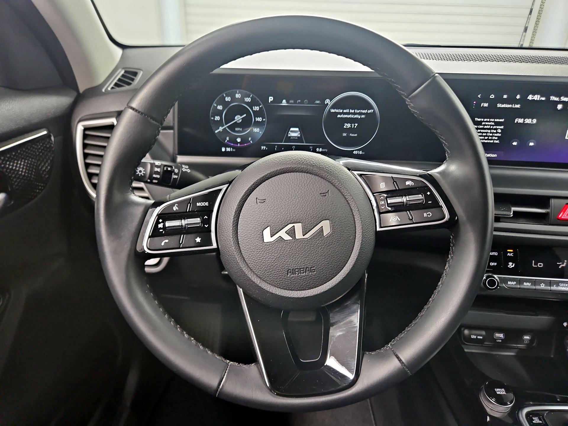 Thumbnail: 2024 Kia Seltos - 10