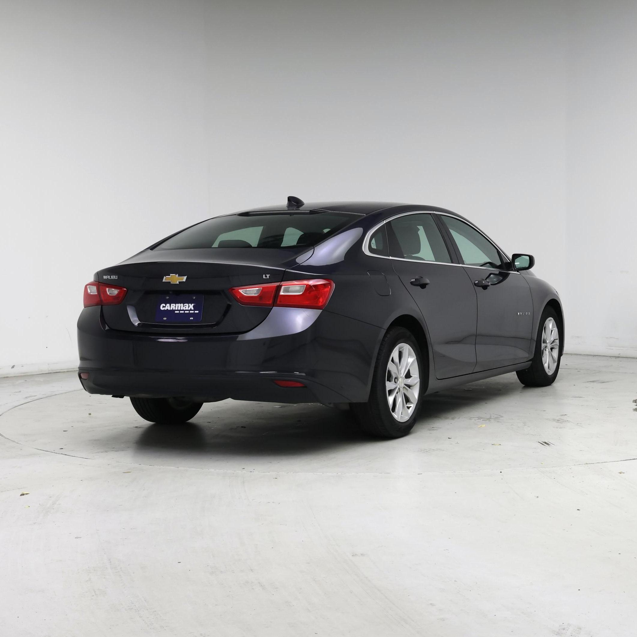 Thumbnail: 2023 Chevrolet Malibu - 8