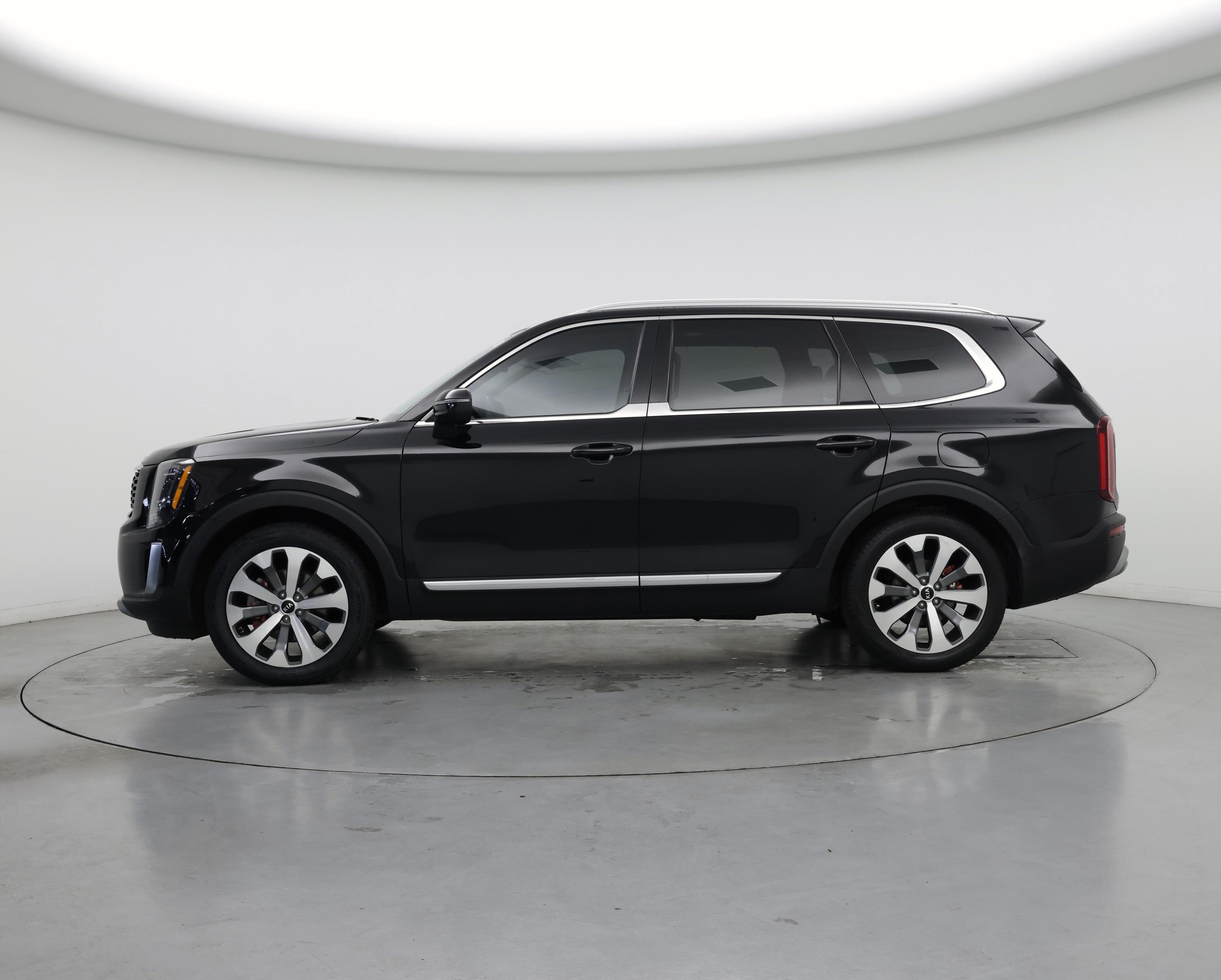 Thumbnail: 2020 Kia Telluride - 3