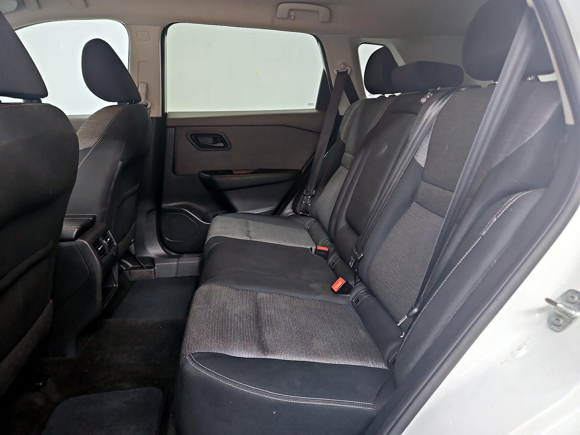 Thumbnail: 2021 Nissan Rogue - 19