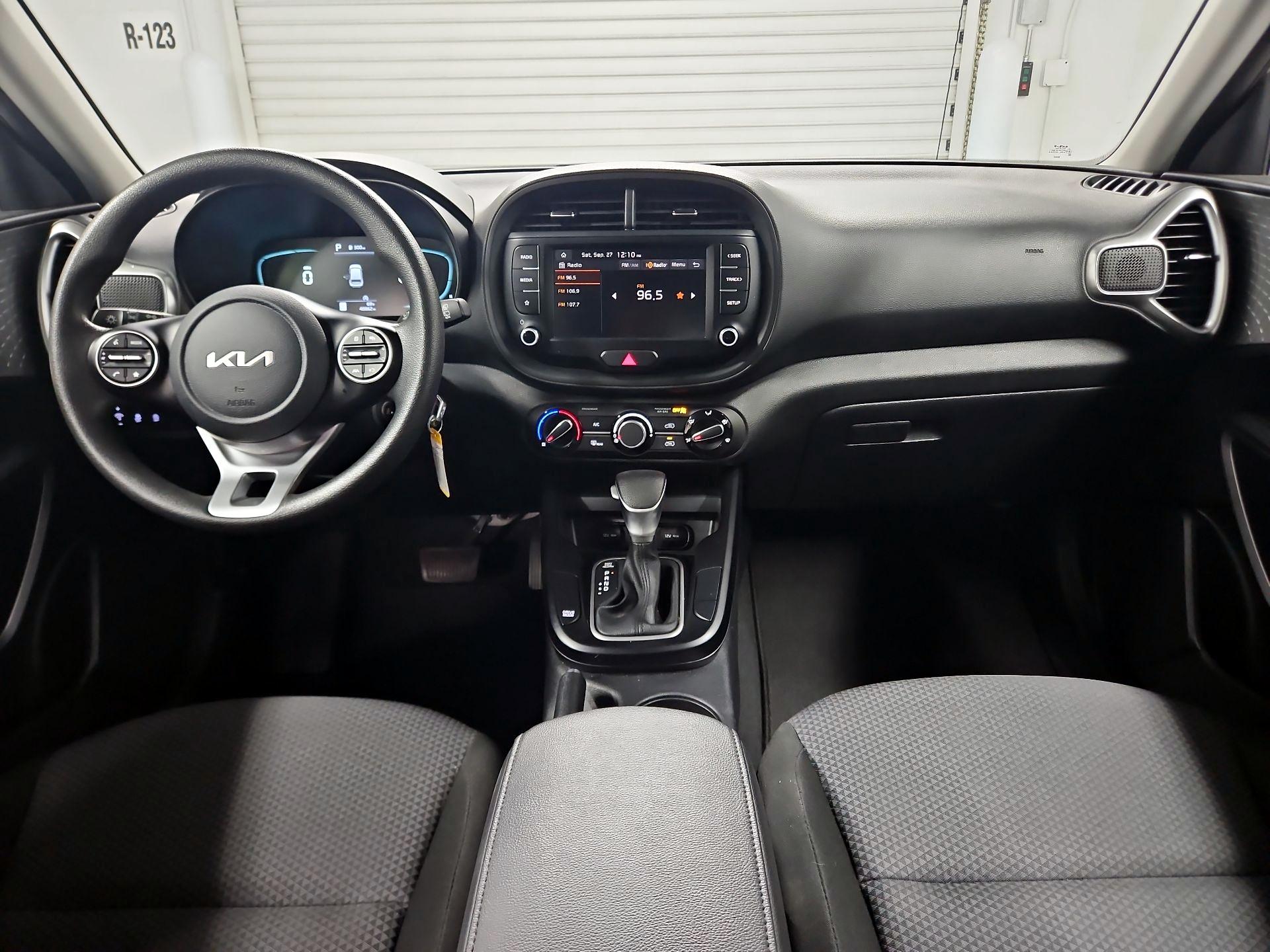 Thumbnail: 2023 Kia Soul - 9