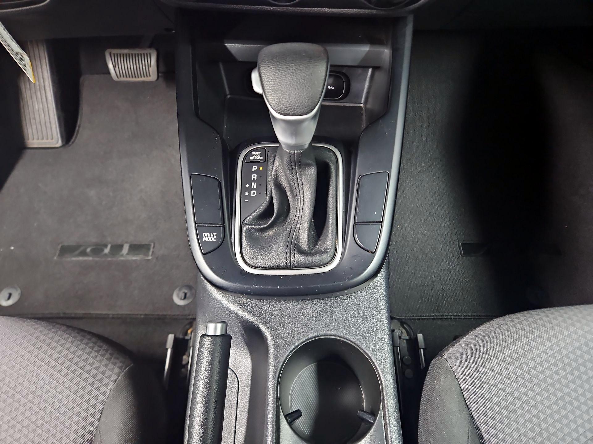 Thumbnail: 2023 Kia Soul - 17