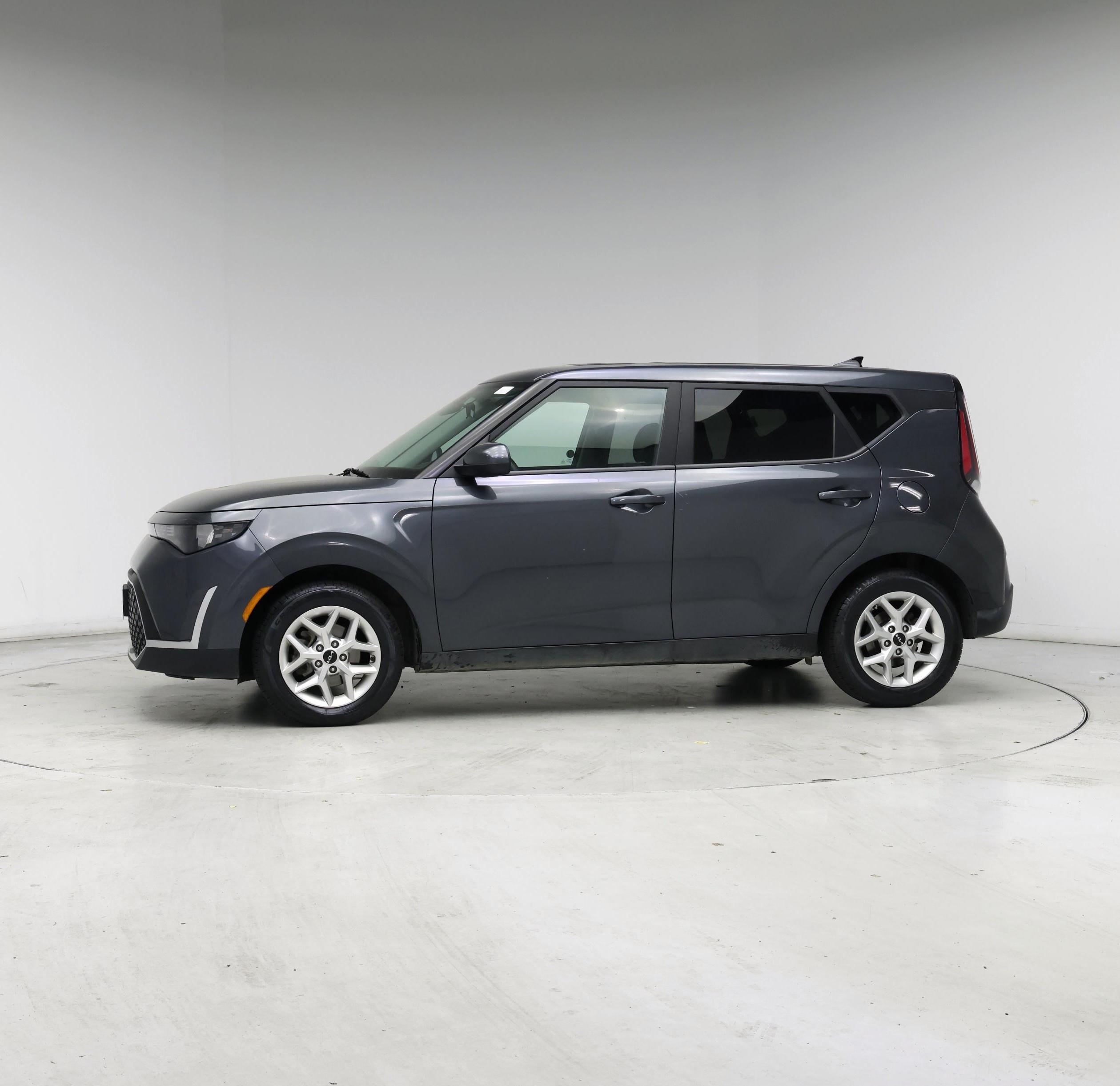 Thumbnail: 2023 Kia Soul - 3