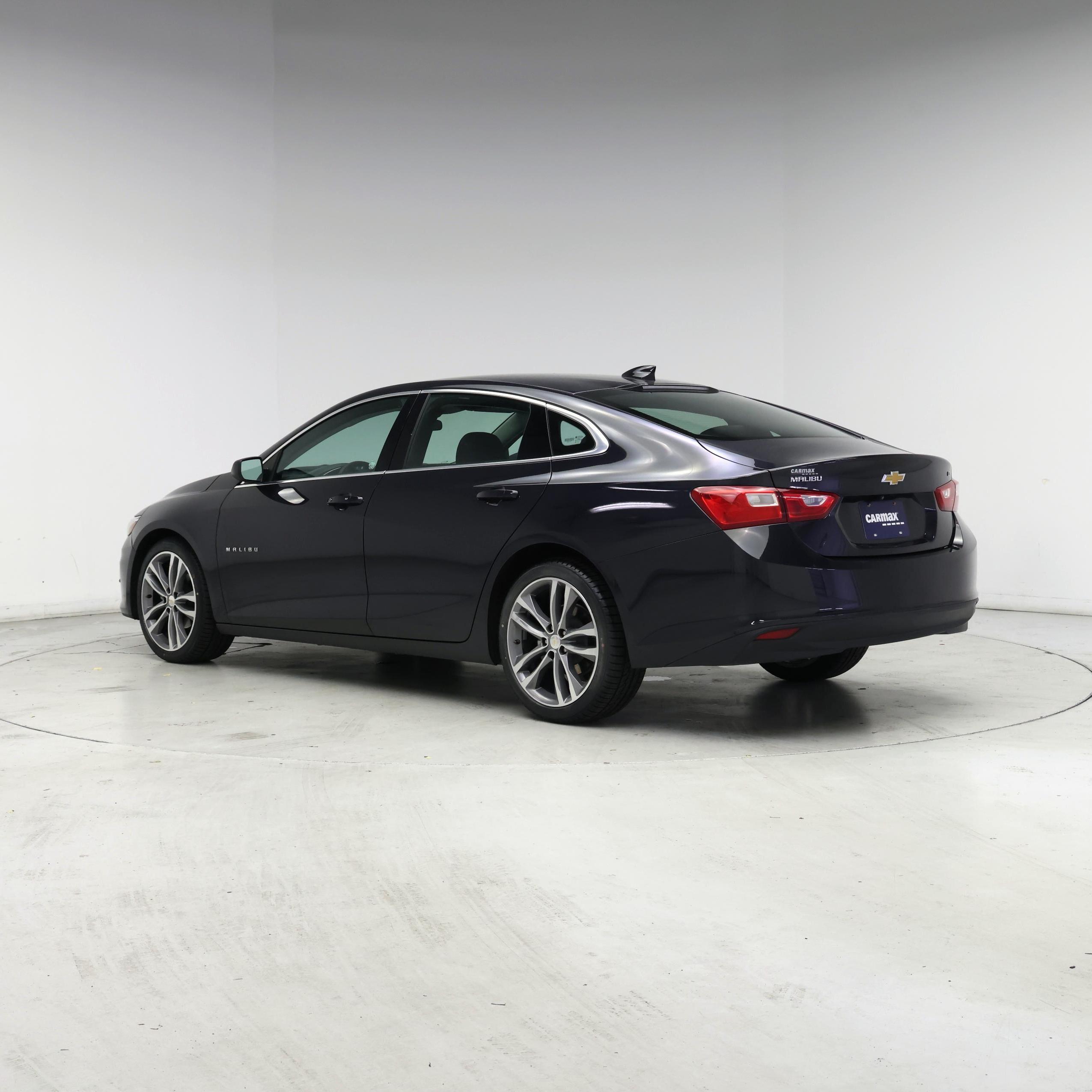 Thumbnail: 2023 Chevrolet Malibu - 2