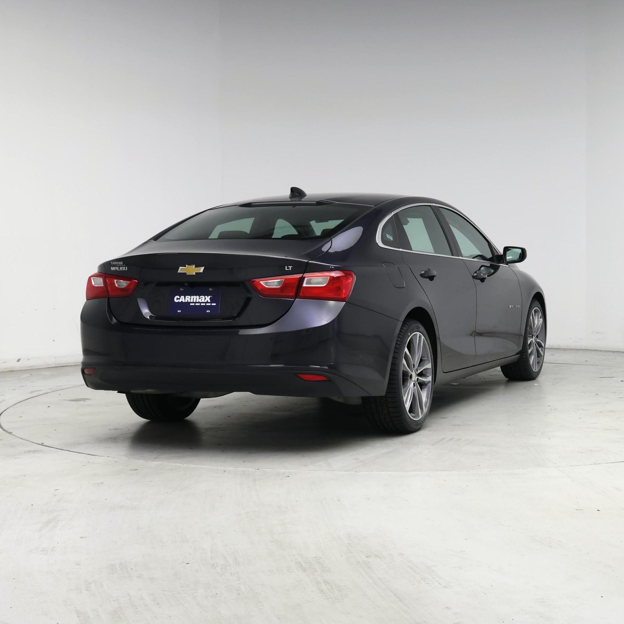 Thumbnail: 2023 Chevrolet Malibu - 8