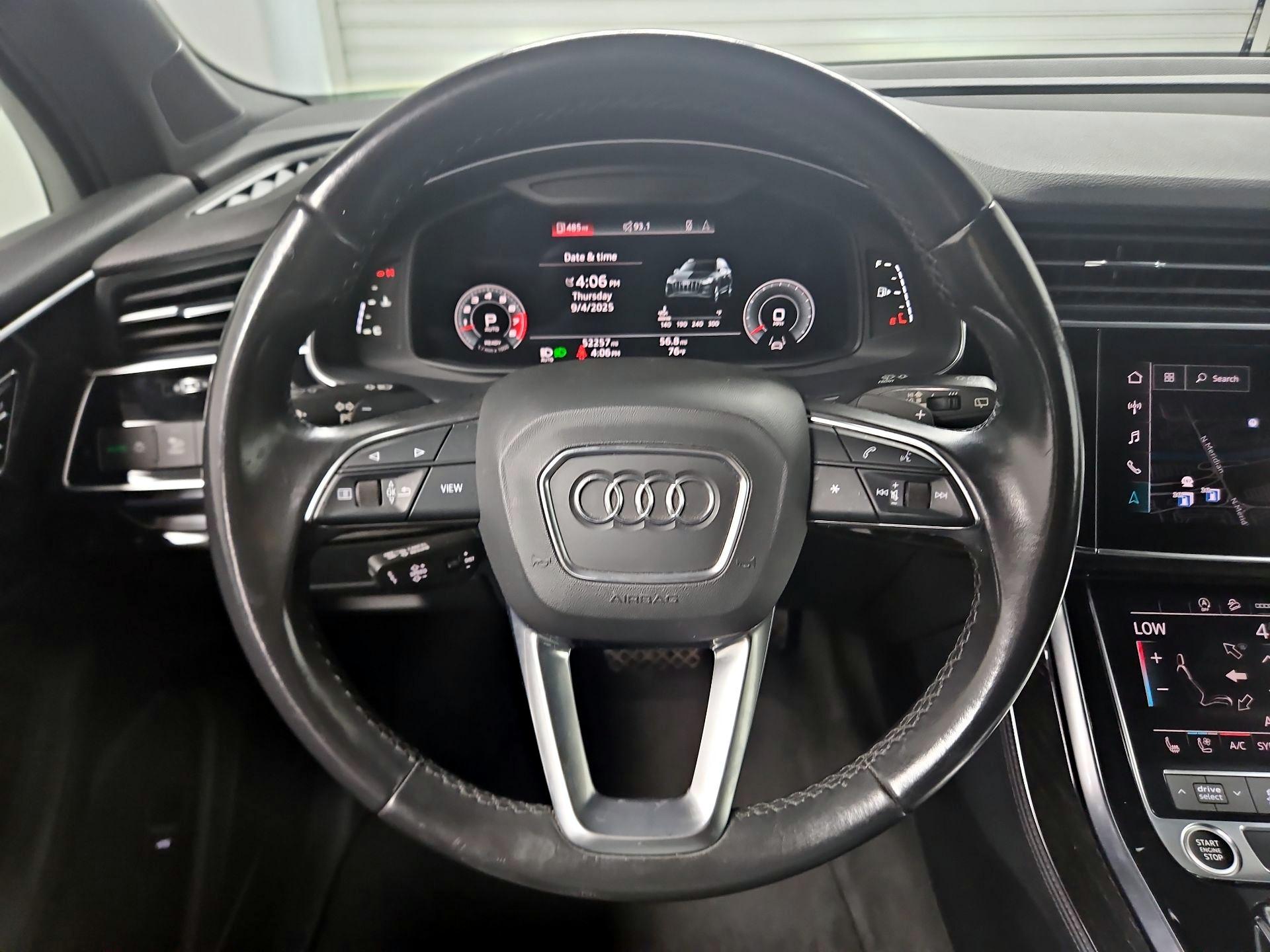 Thumbnail: 2021 Audi Q7 - 10