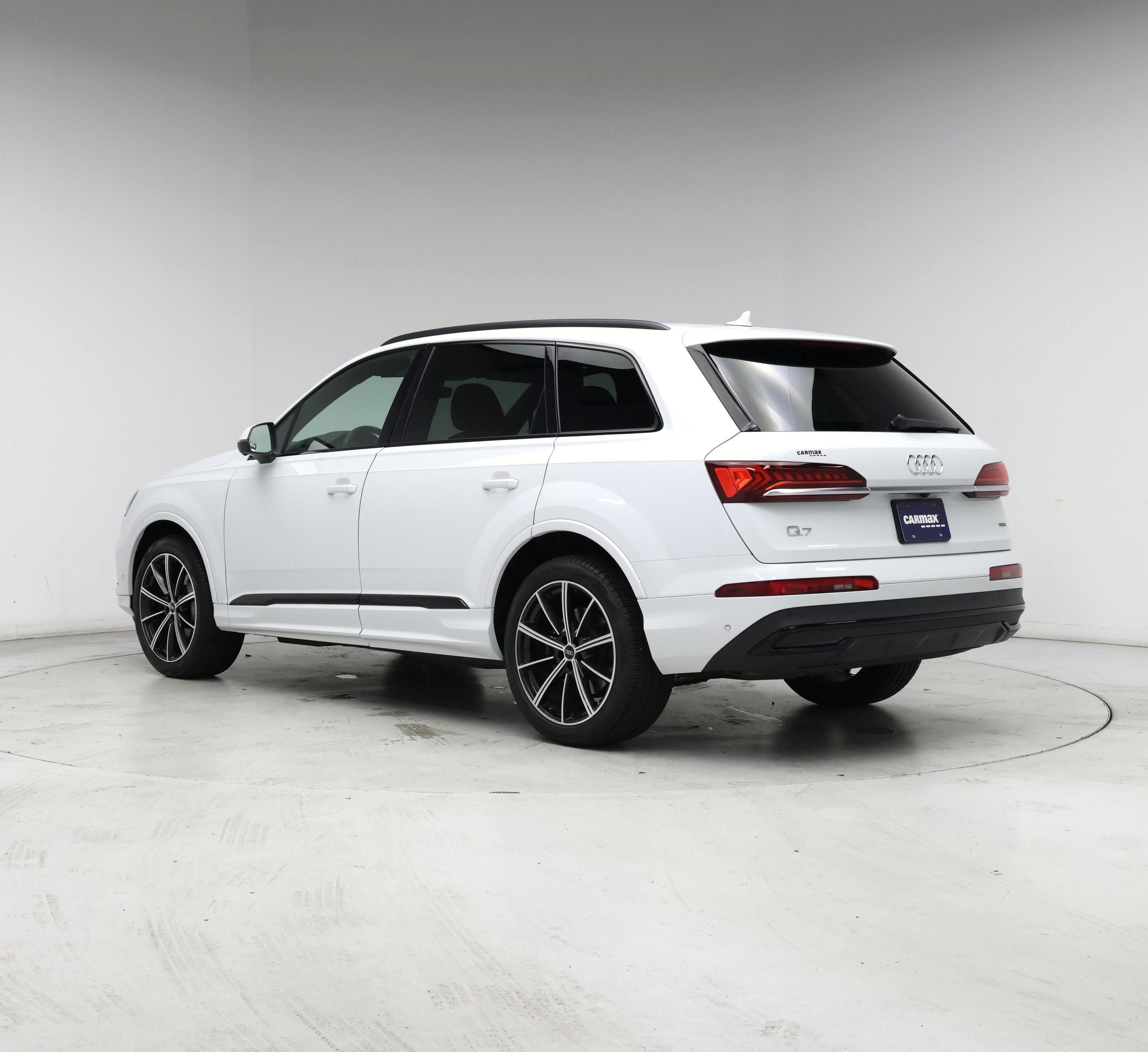 Thumbnail: 2021 Audi Q7 - 2