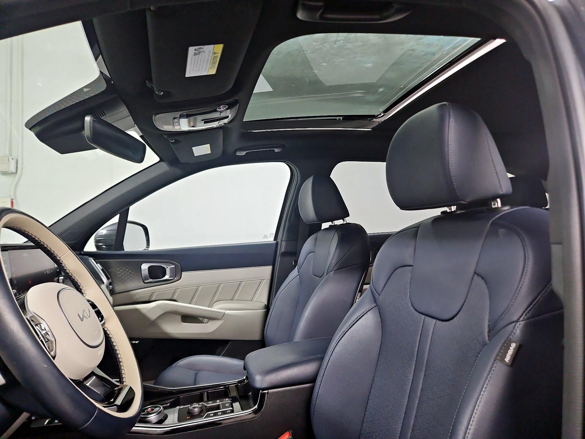 Thumbnail: 2022 Kia Sorento - 20