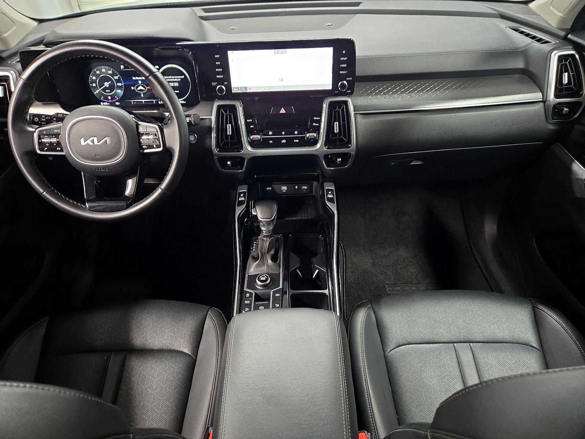 Thumbnail: 2023 Kia Sorento - 9