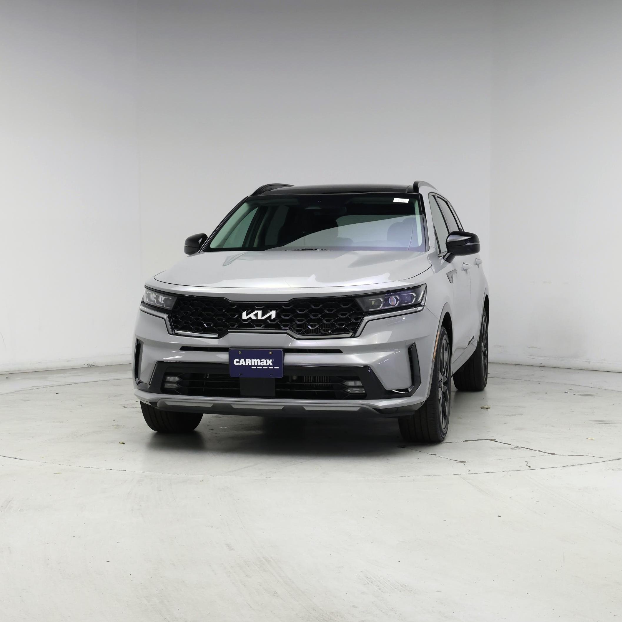 Thumbnail: 2023 Kia Sorento - 4