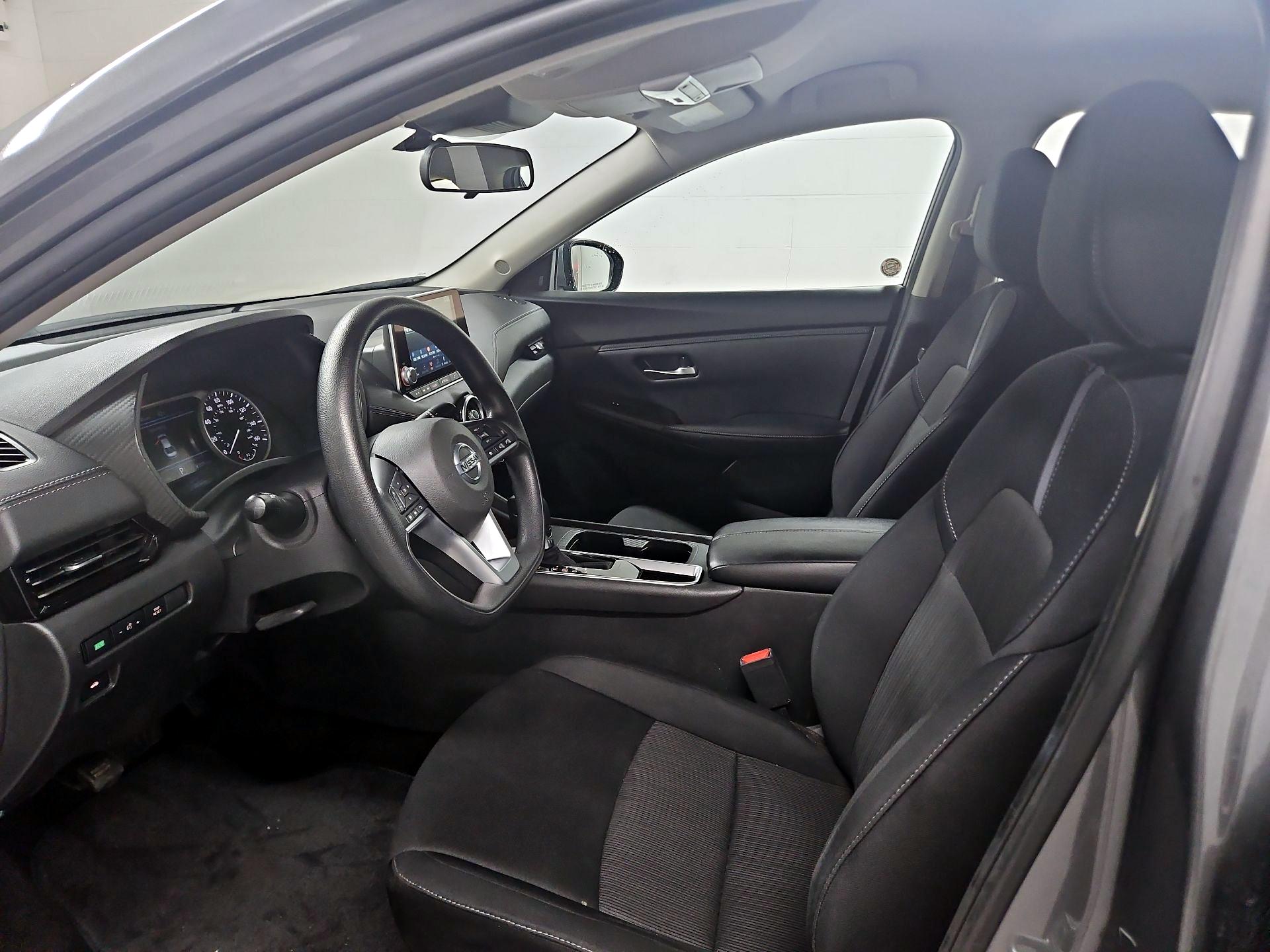 Thumbnail: 2023 Nissan Sentra - 11