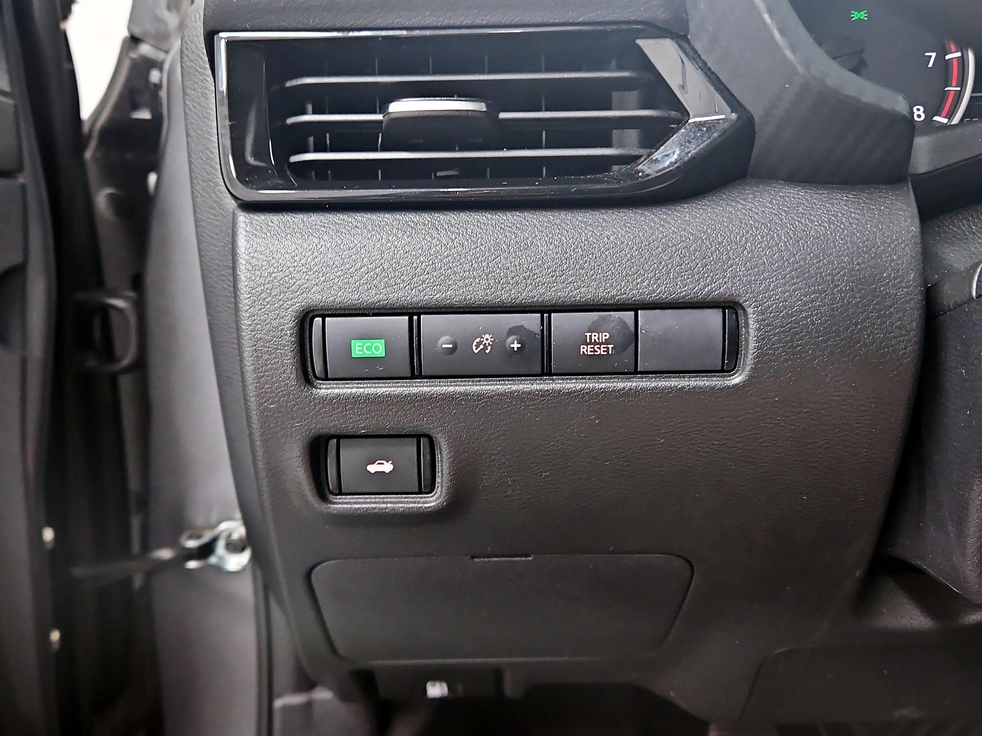 Thumbnail: 2023 Nissan Sentra - 13