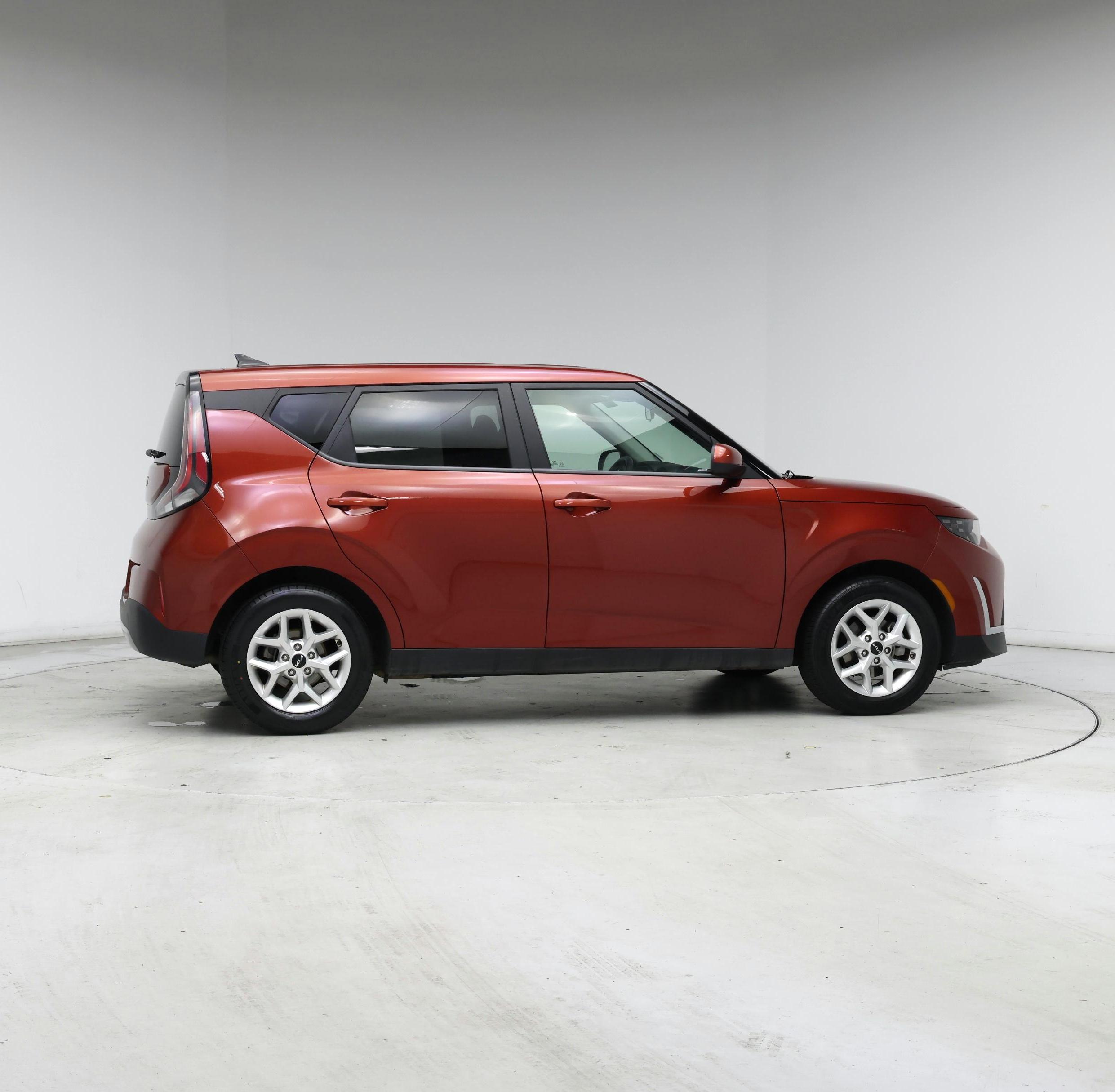 Thumbnail: 2023 Kia Soul - 7
