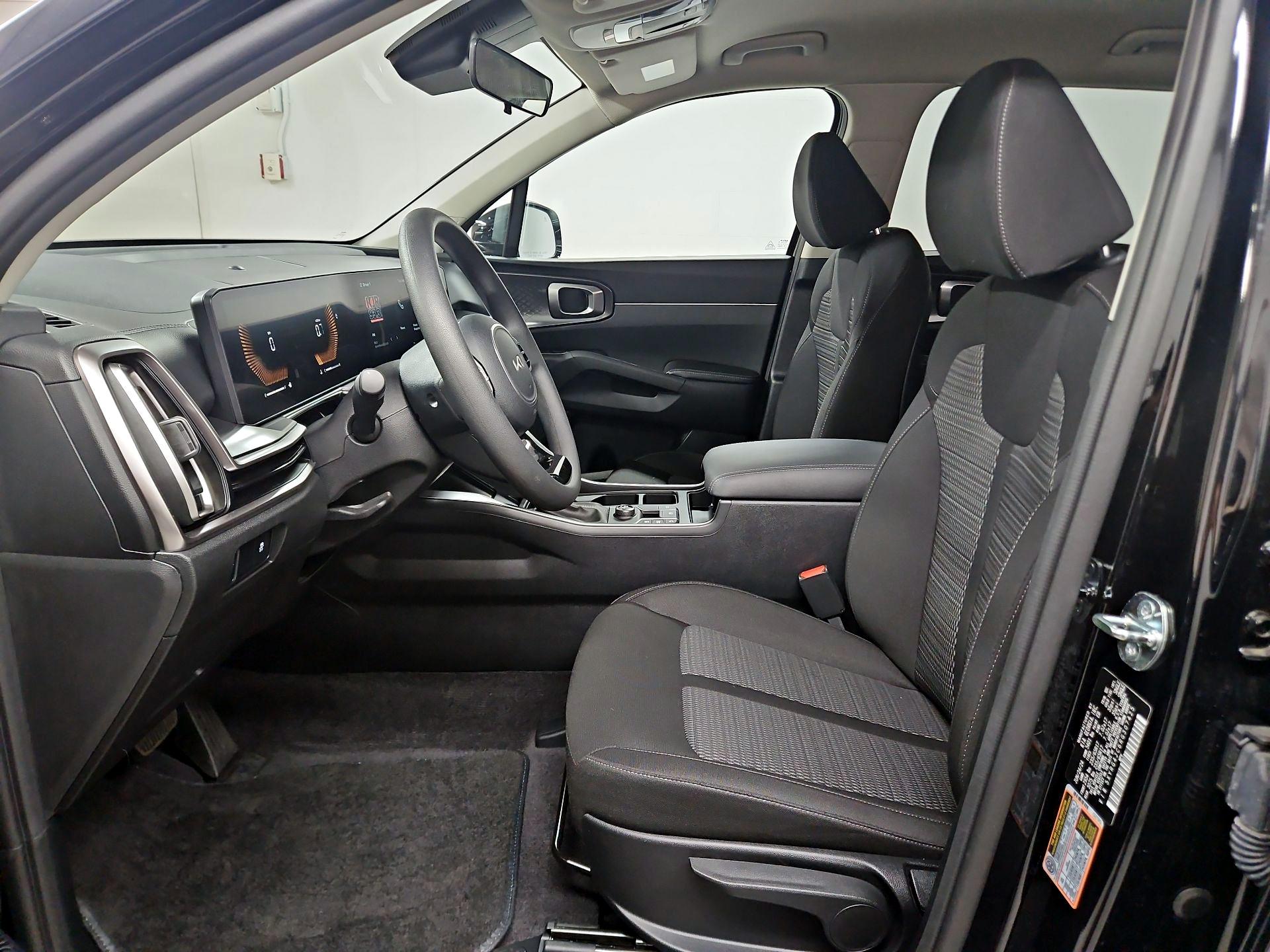 Thumbnail: 2024 Kia Sorento - 11