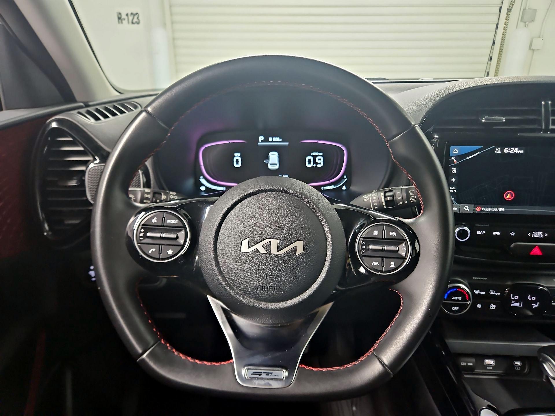 Thumbnail: 2023 Kia Soul - 10