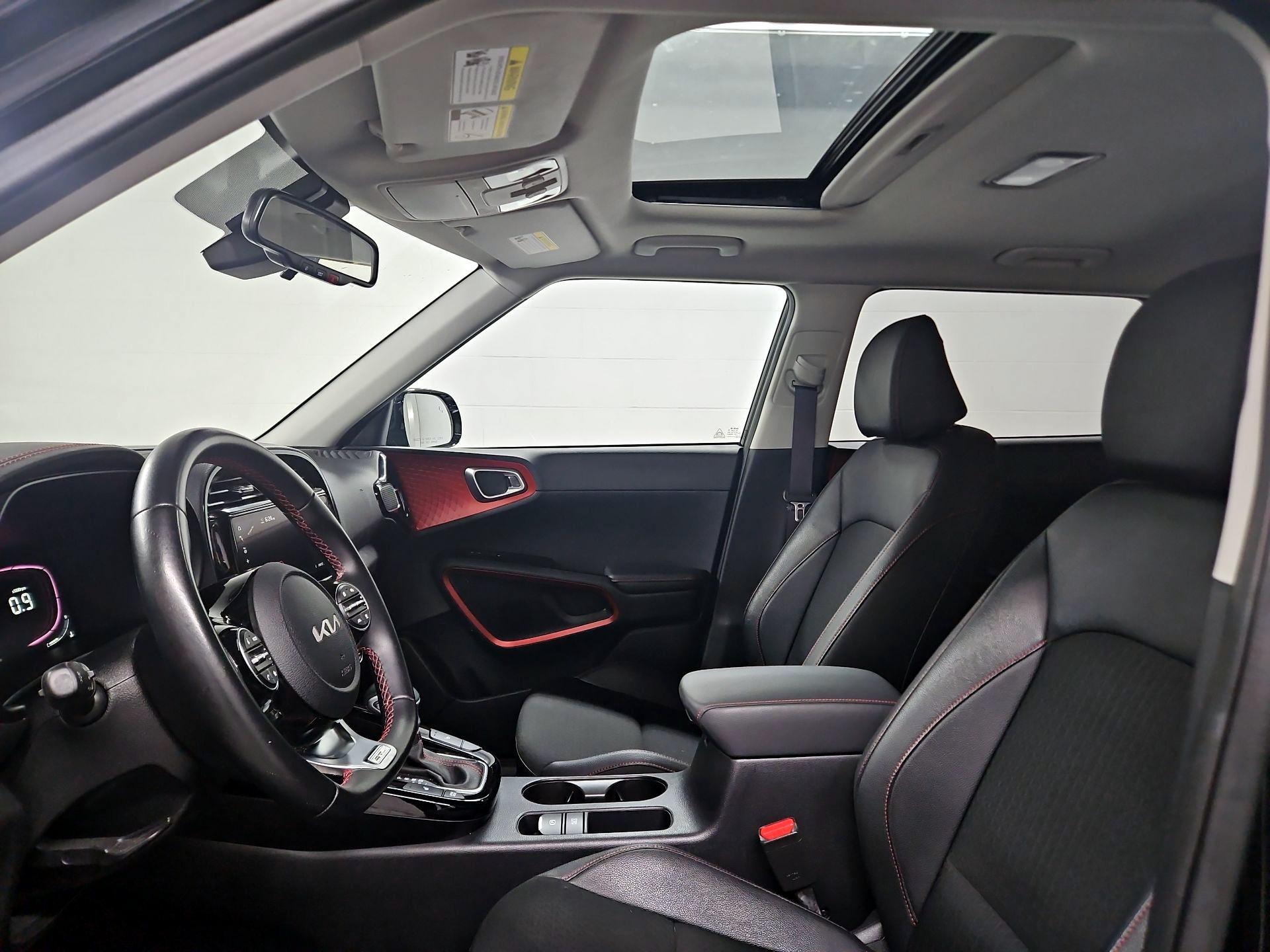 Thumbnail: 2023 Kia Soul - 20