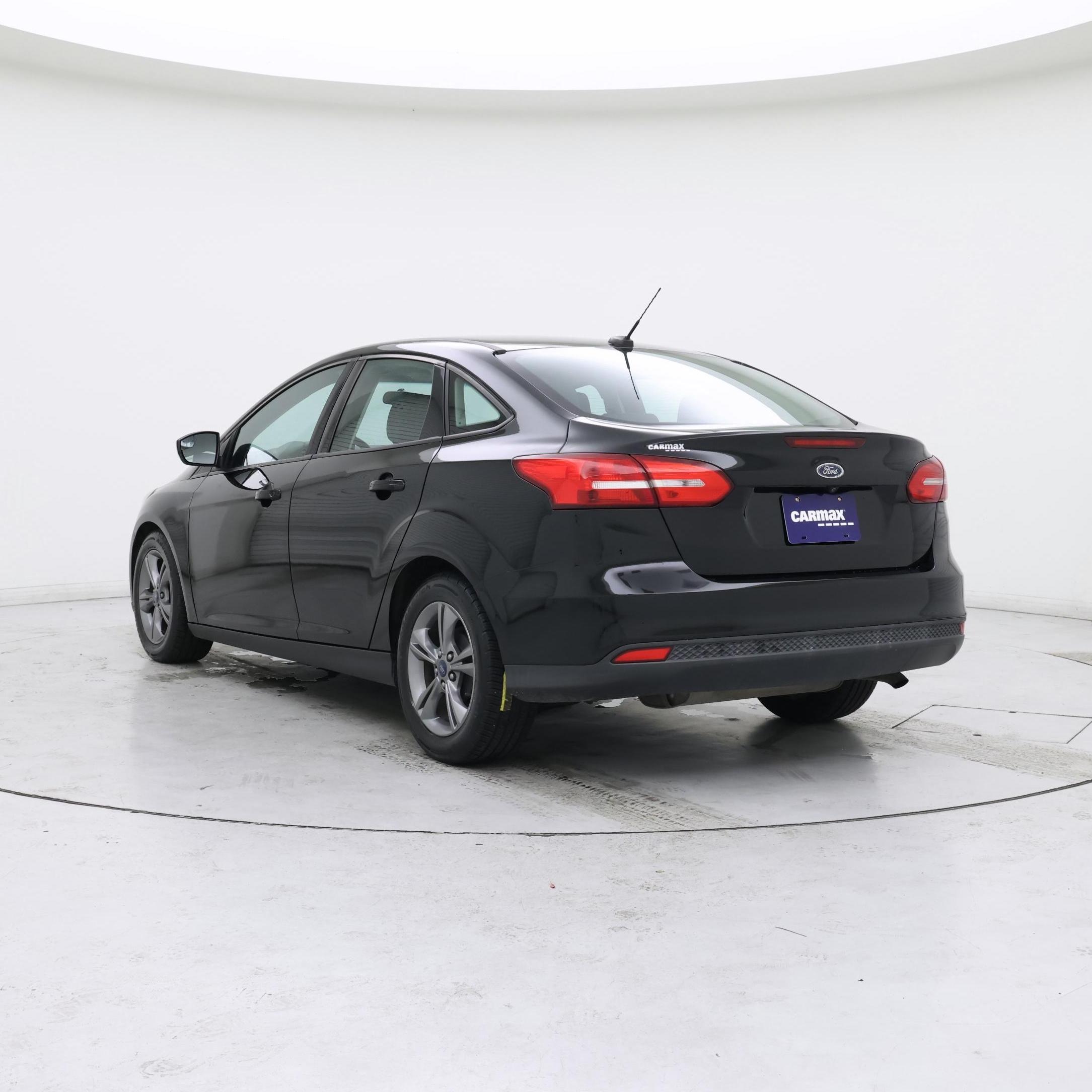 Thumbnail: 2018 Ford Focus - 2