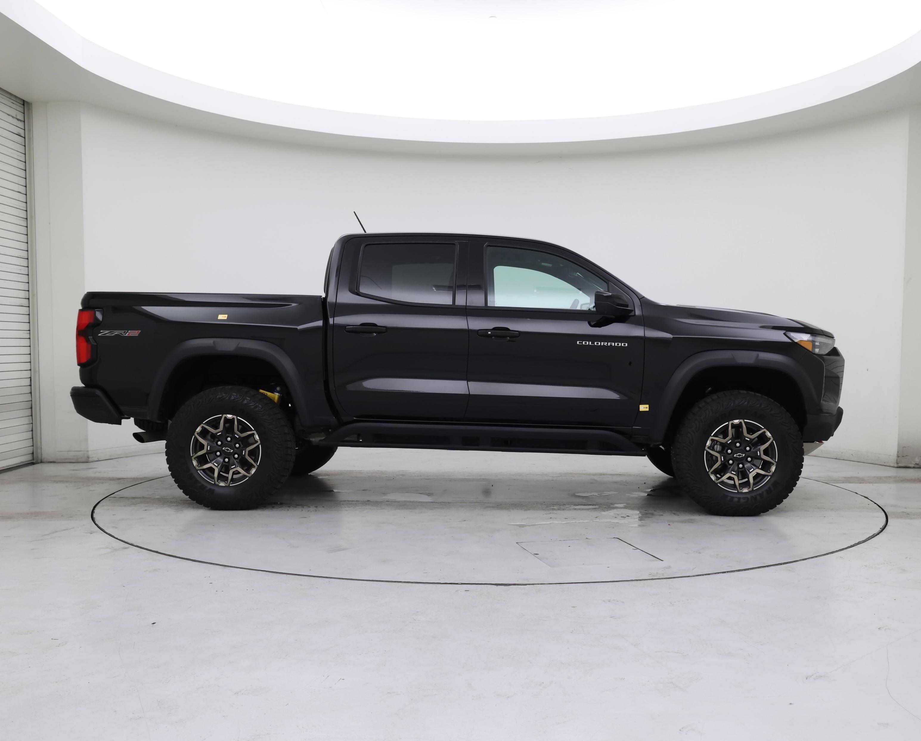 Thumbnail: 2024 Chevrolet Colorado - 7