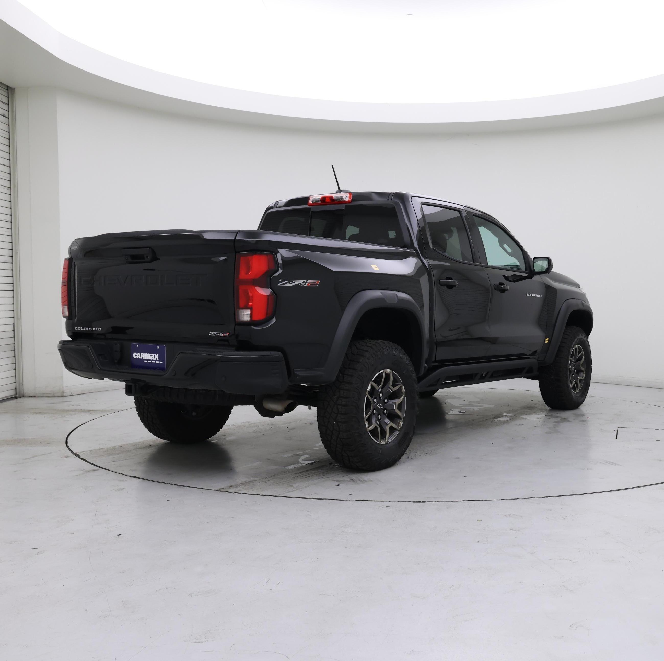 Thumbnail: 2024 Chevrolet Colorado - 8