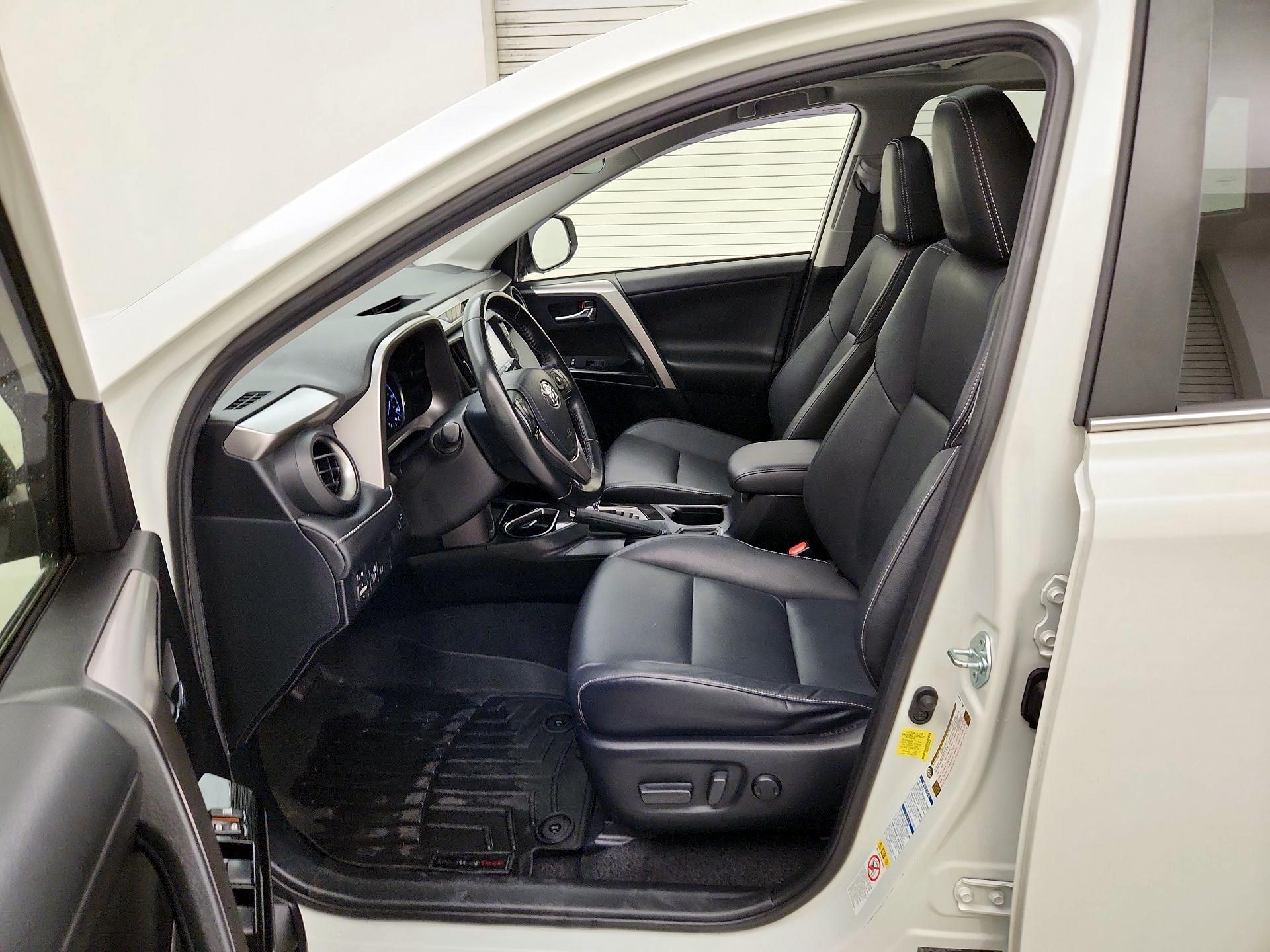 Thumbnail: 2017 Toyota RAV4 - 11