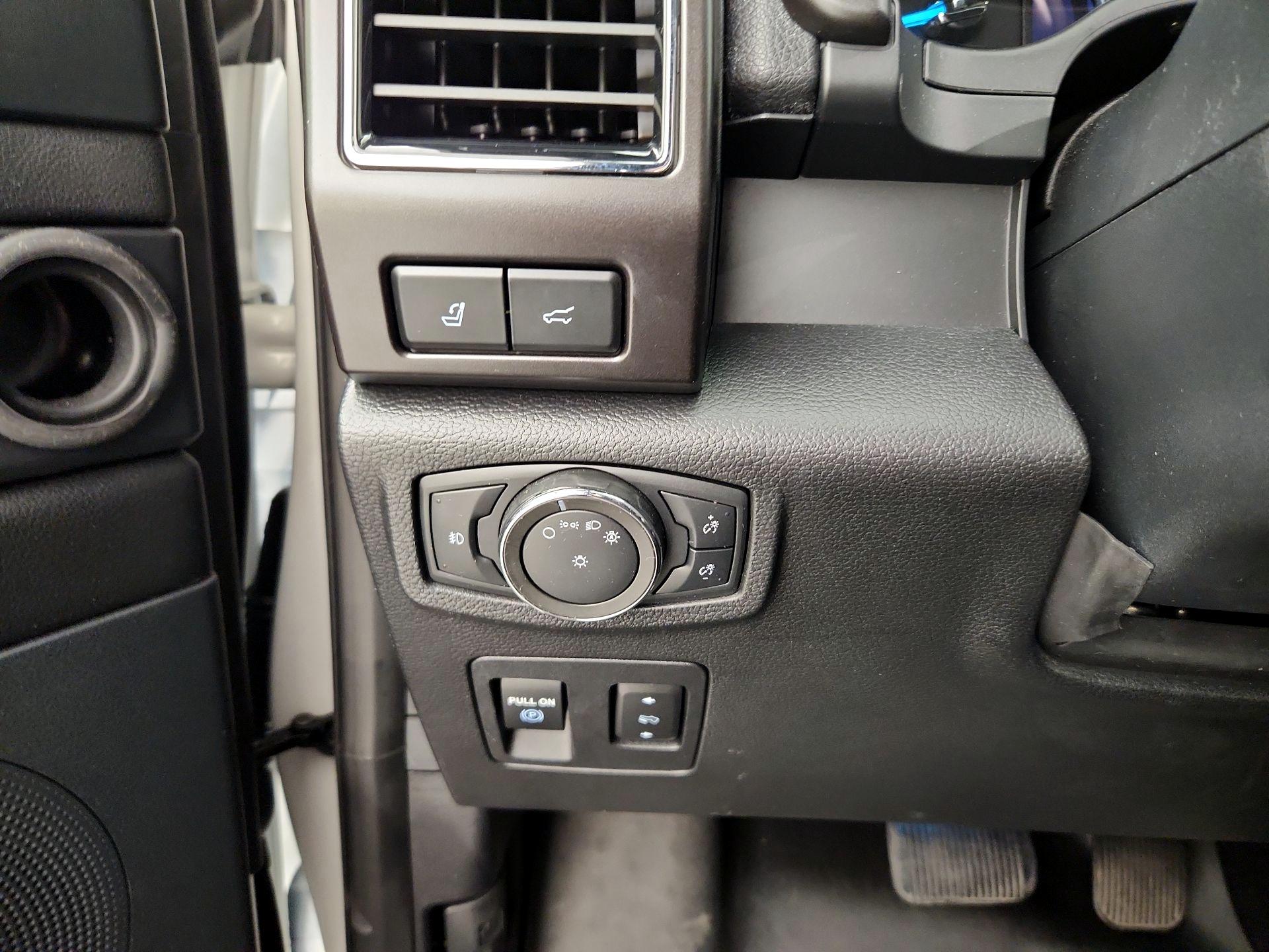 Thumbnail: 2021 Ford Expedition - 13