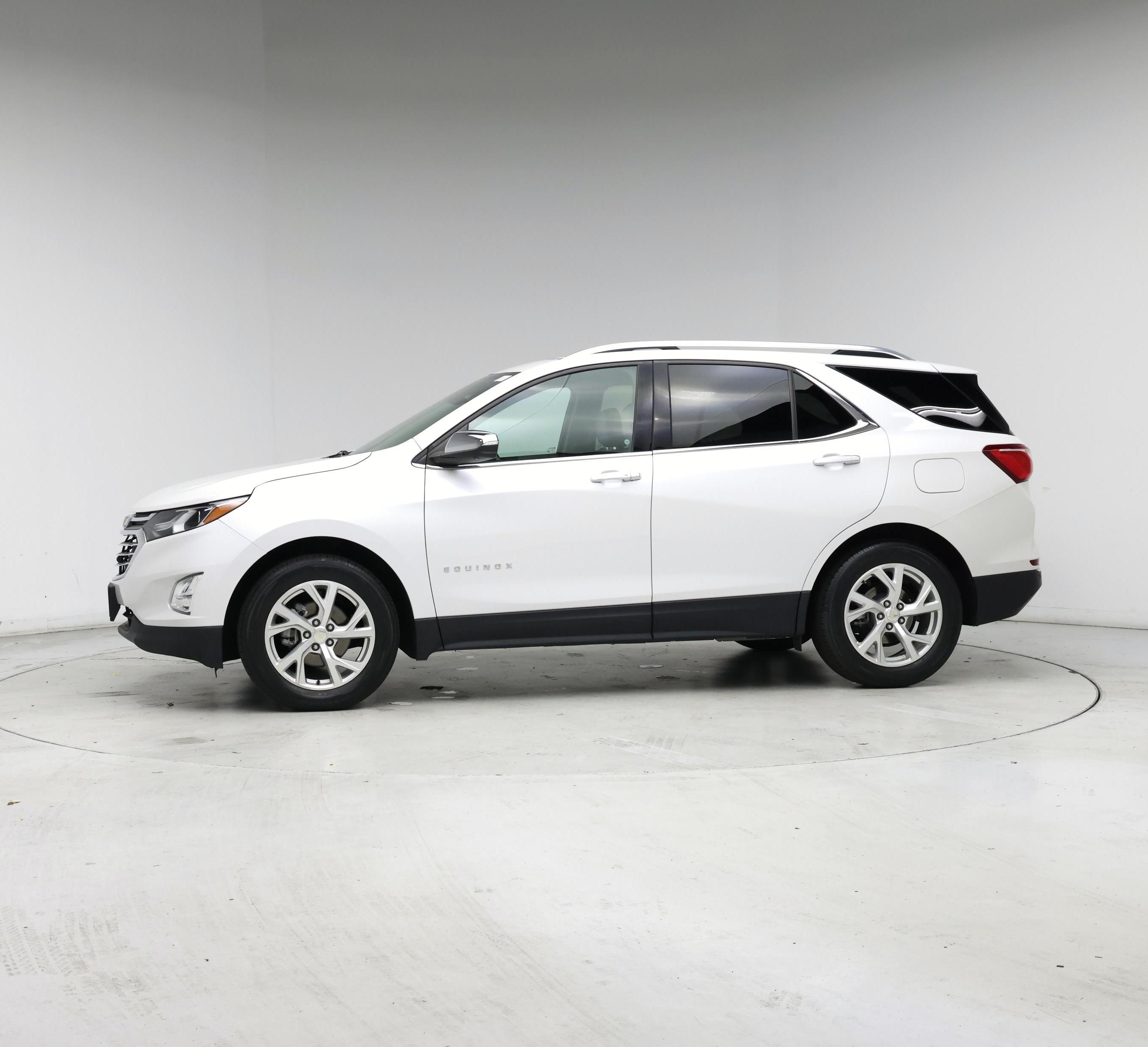 Thumbnail: 2021 Chevrolet Equinox - 3