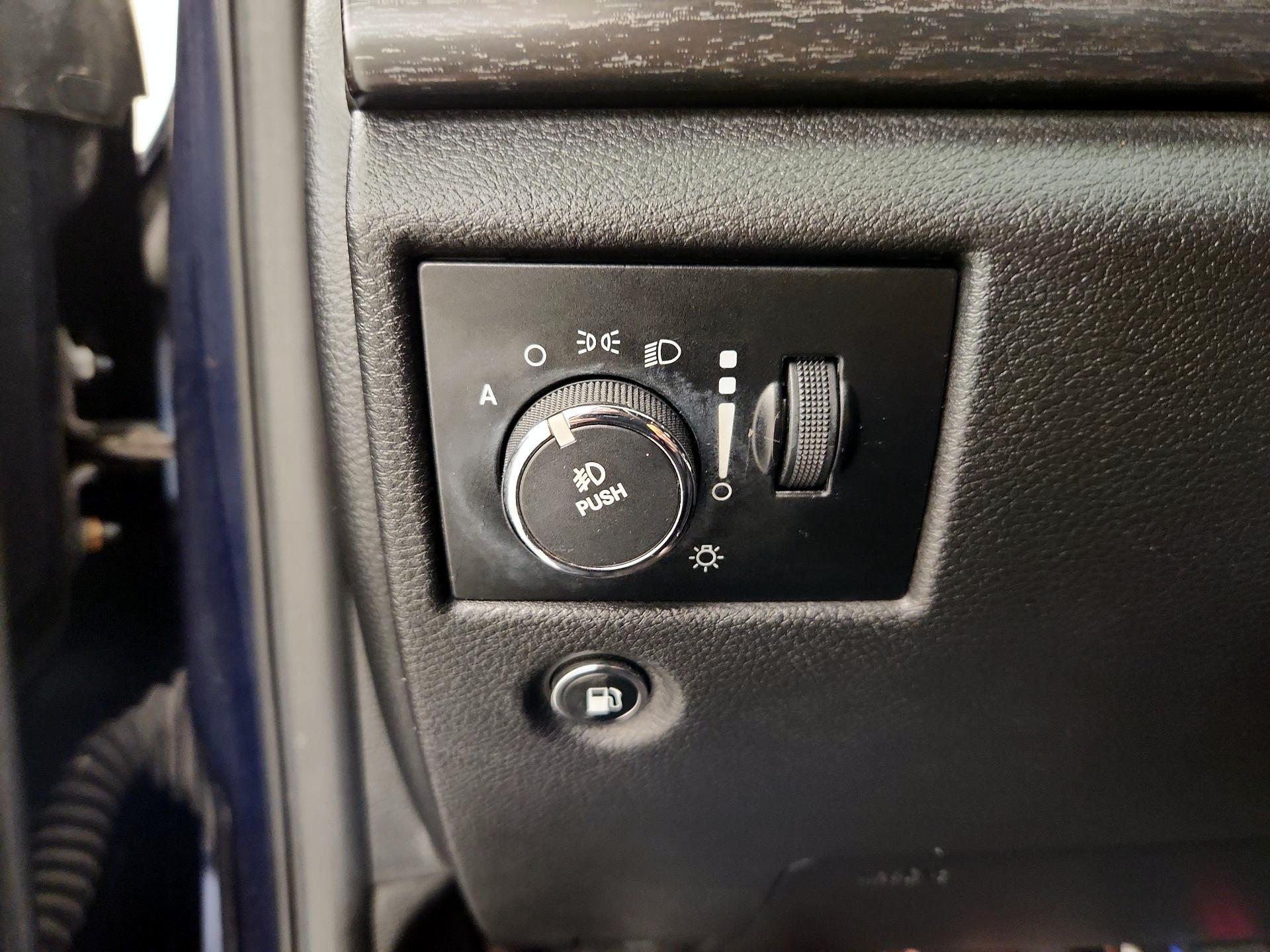 Thumbnail: 2014 Jeep Grand Cherokee - 13