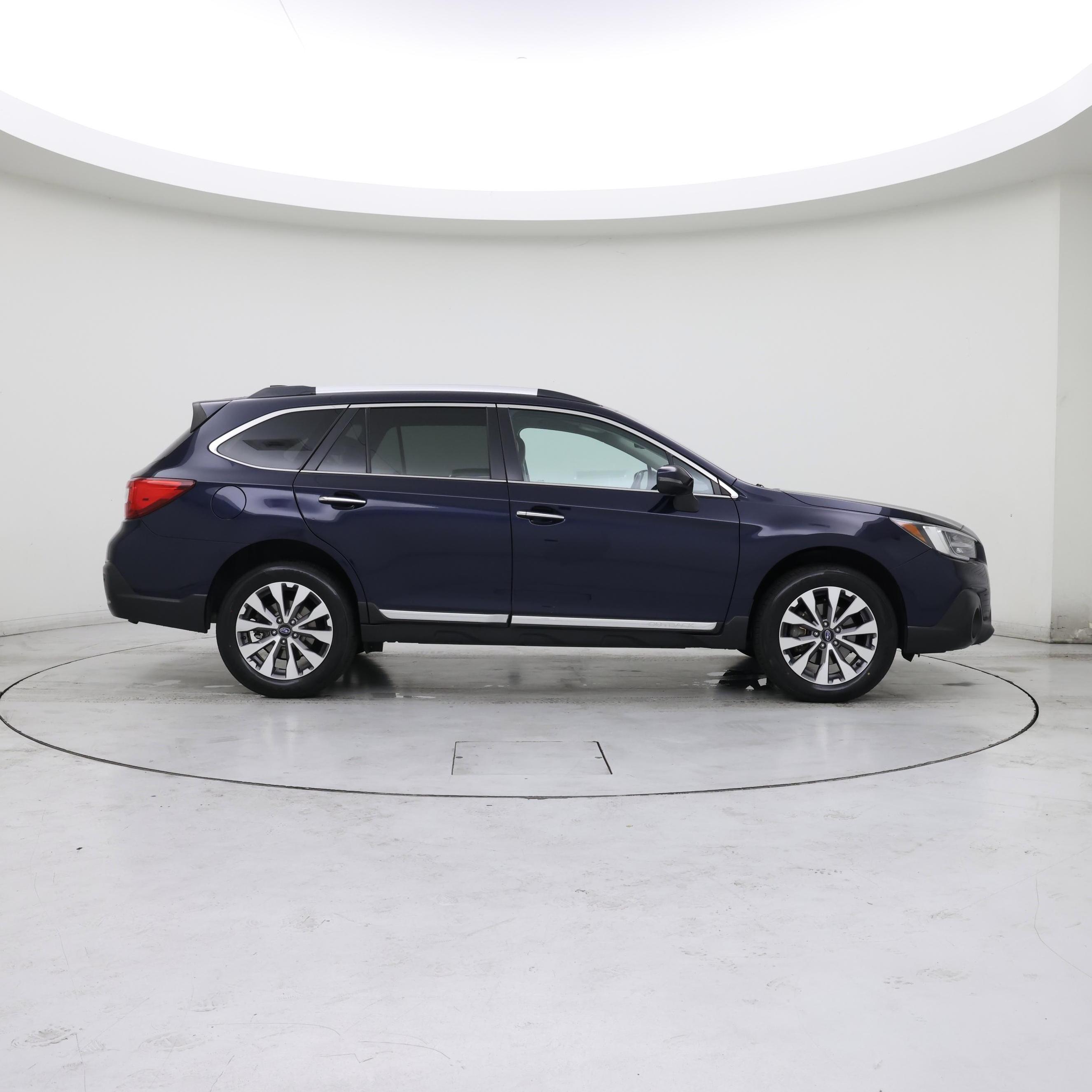 Thumbnail: 2018 Subaru Outback - 7