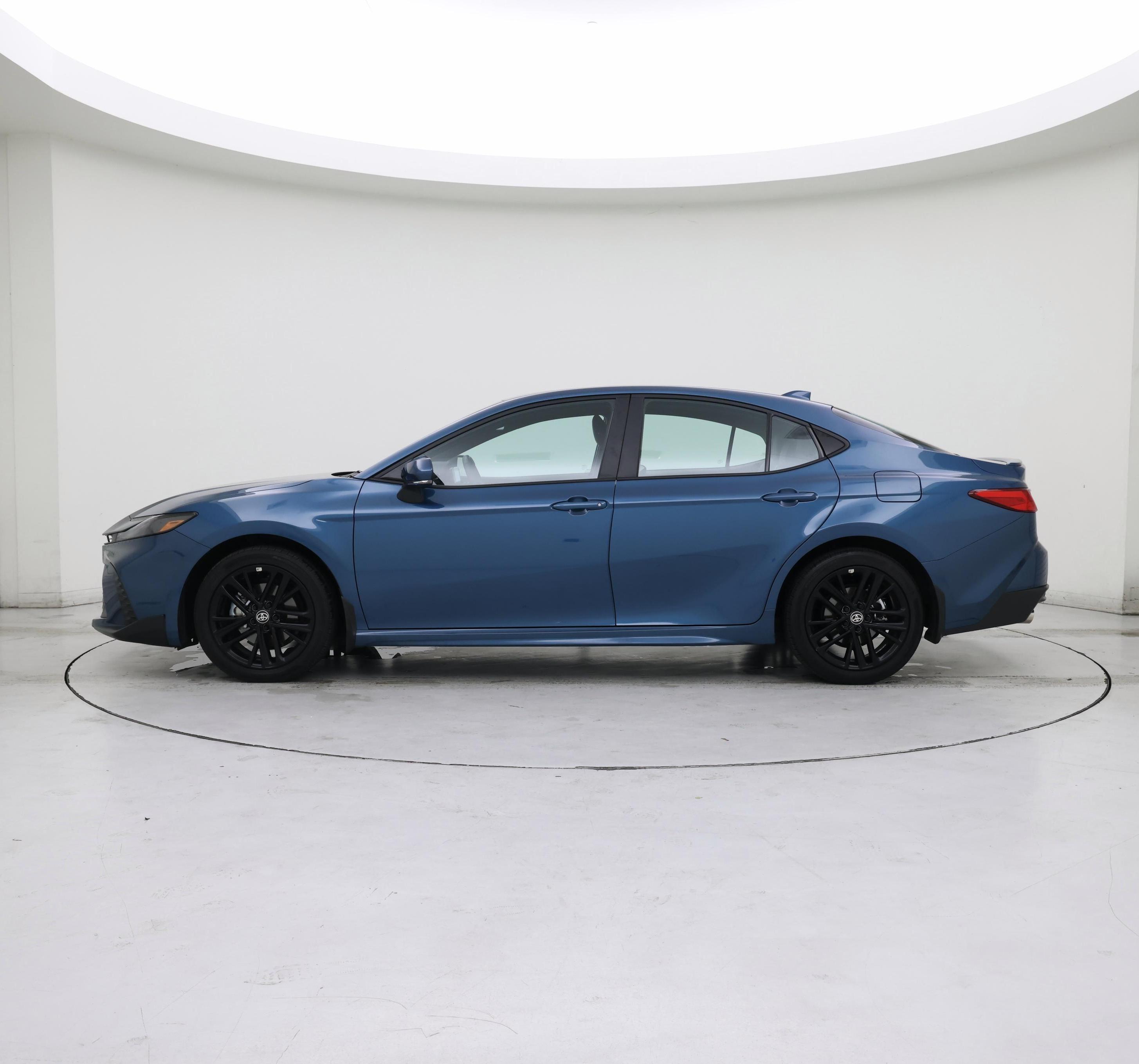 Thumbnail: 2025 Toyota Camry - 3