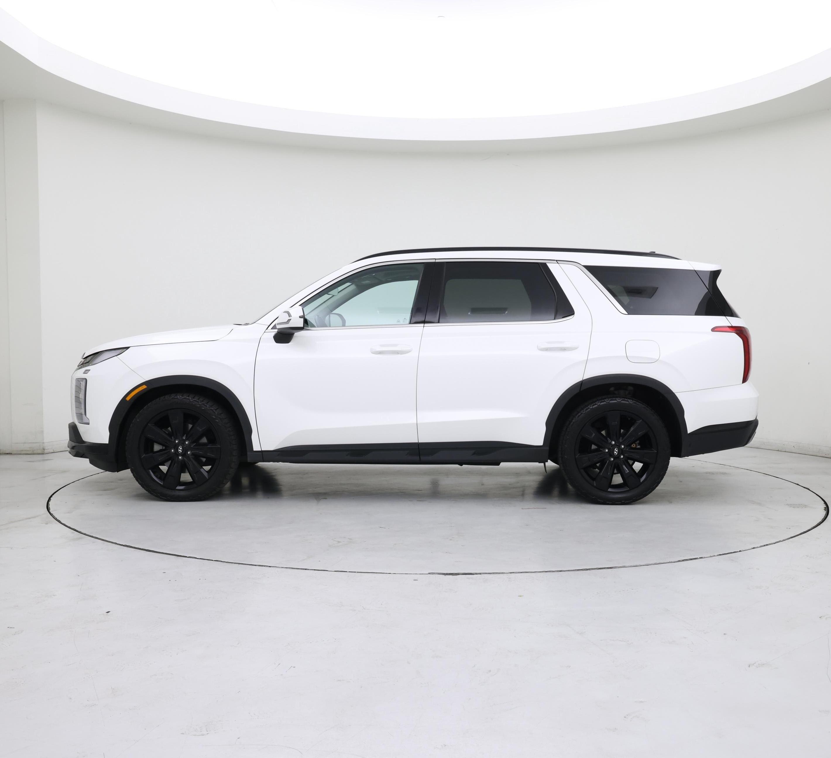 Thumbnail: 2023 Hyundai Palisade - 3
